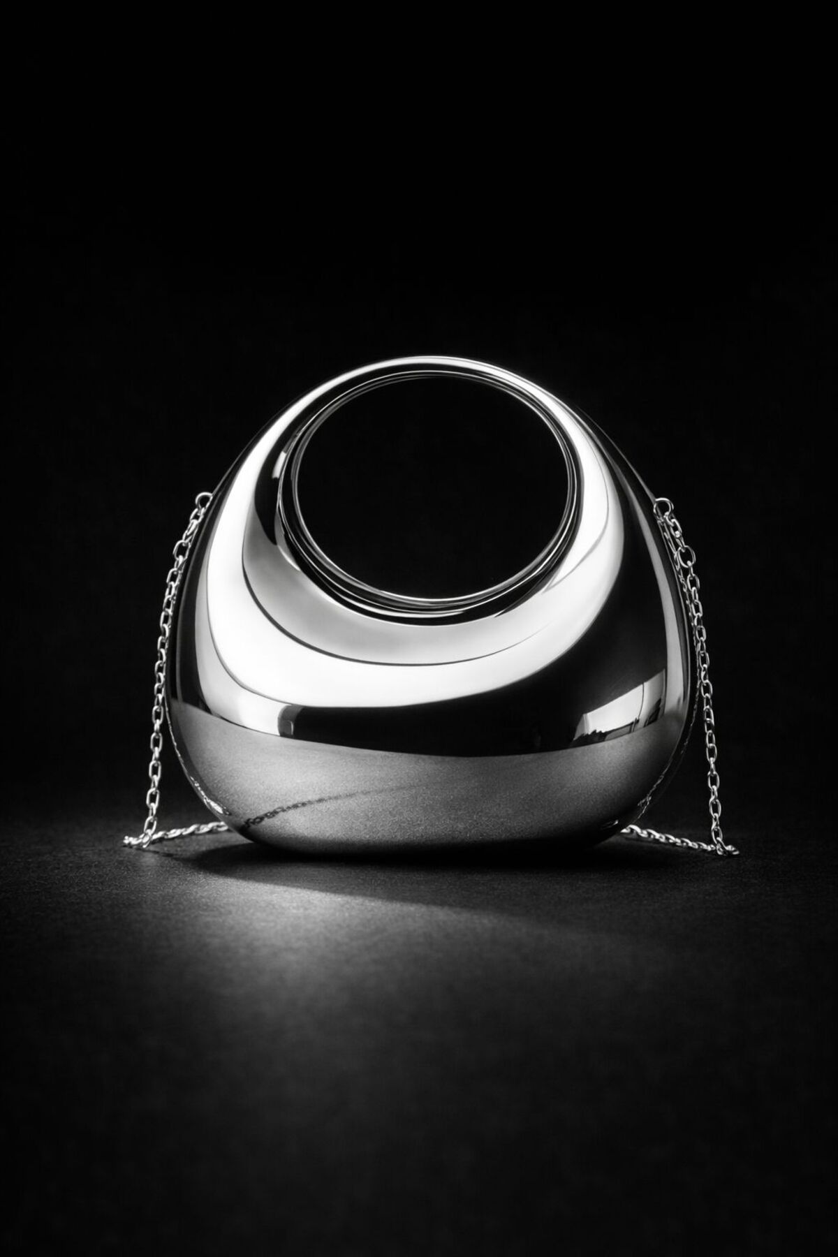 Mortanya Half Moon Metal Zincirli Kadın Abiye Çantası görsel 3