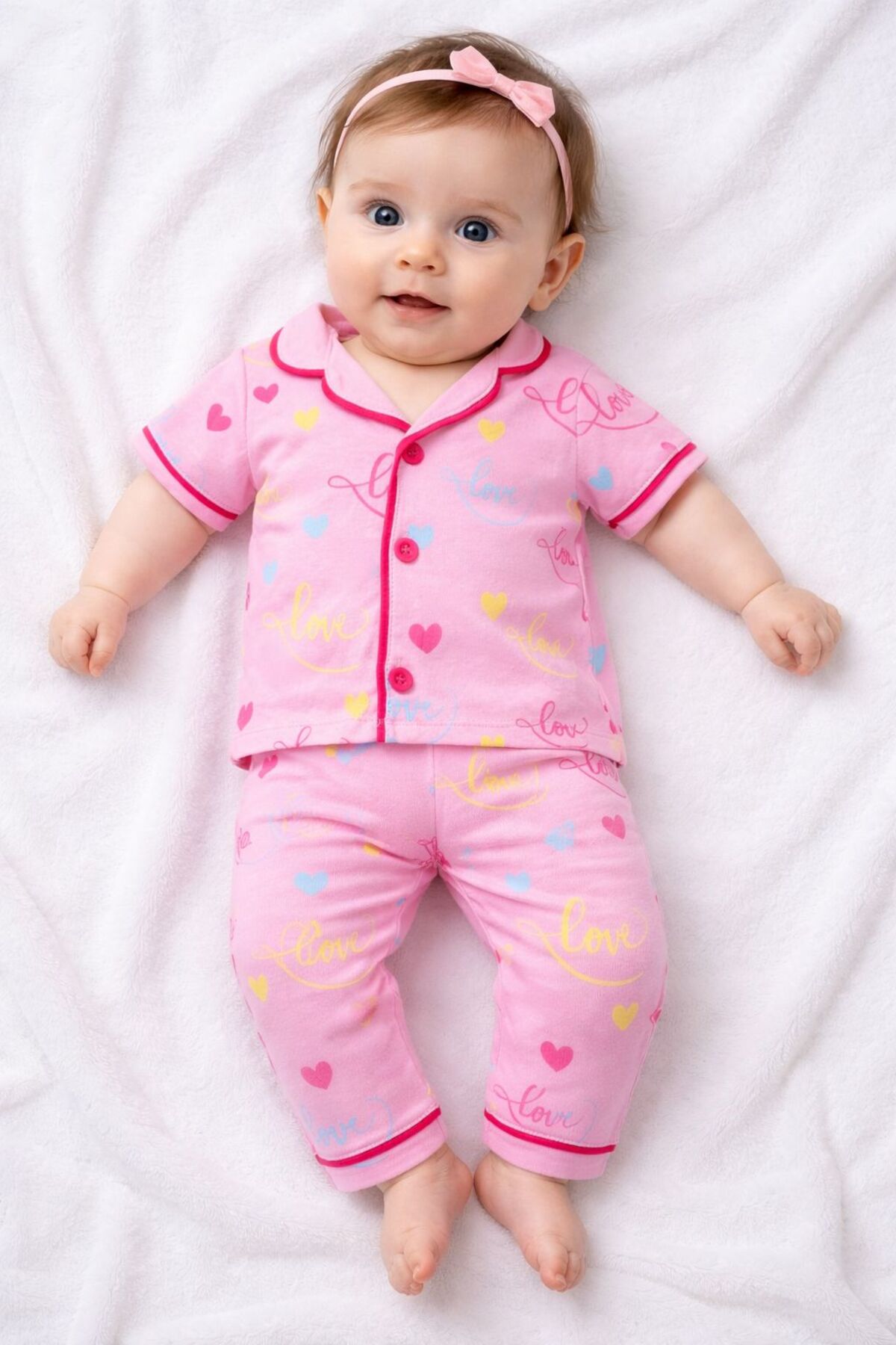 derin baby %100 Pamuk Kısa Kollu Düğmeli Yazlık Minik Renkli Kalp Love Desenli Unisex Bebek Çocuk Pijama Takımı fotoğrafı 3 (önizleme)