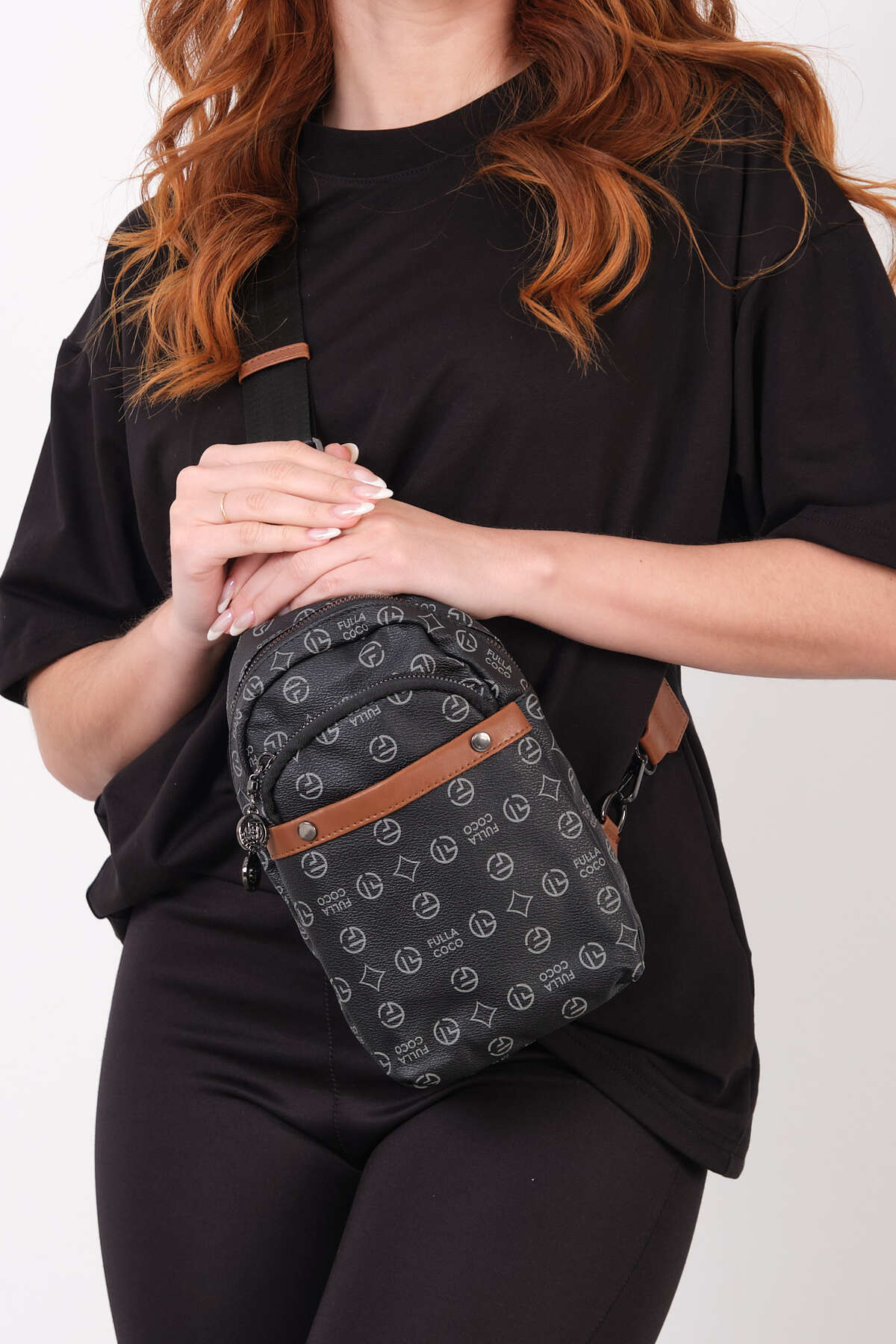 Morpelikan Kadın Üç Bölmeli Siyah Monogram Body Bag Omuz Göğüs Çantası görsel 6