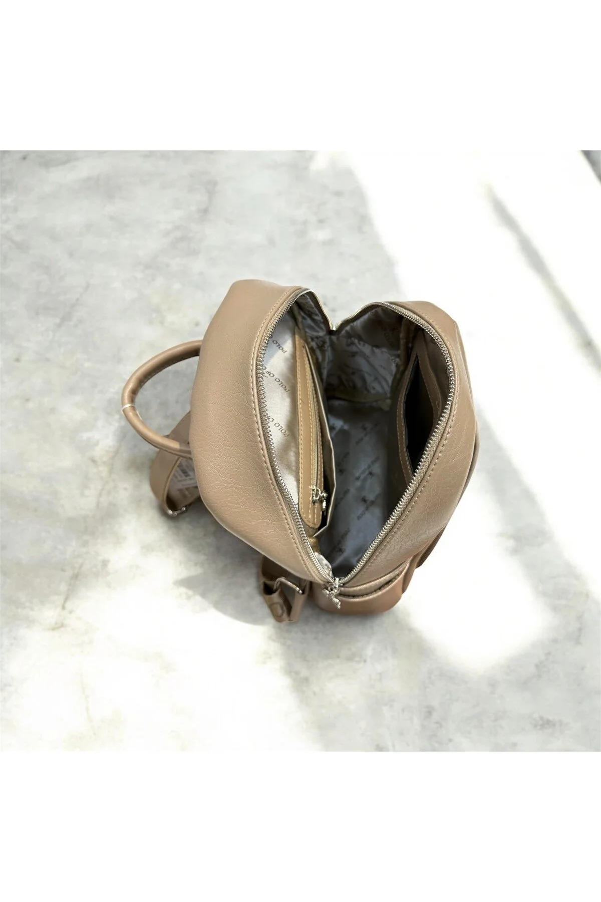 Polo Of Colors Şık Kadın Sırt Çantası – En Çok Tercih Edilen Model fotoğrafı 4 (önizleme)