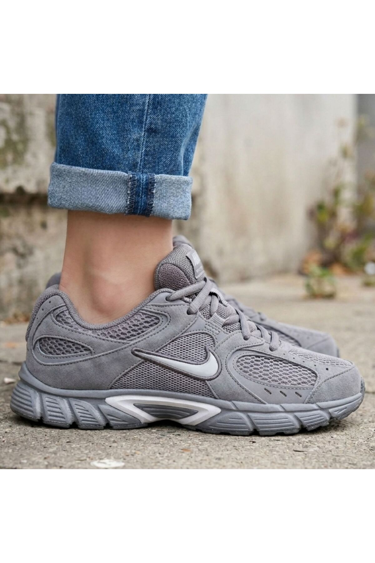 Nike  Spor Ayakkabı Günlük V5 RNR Rahat Spor Ayakkabı Süet Detaylı - Görsel 2