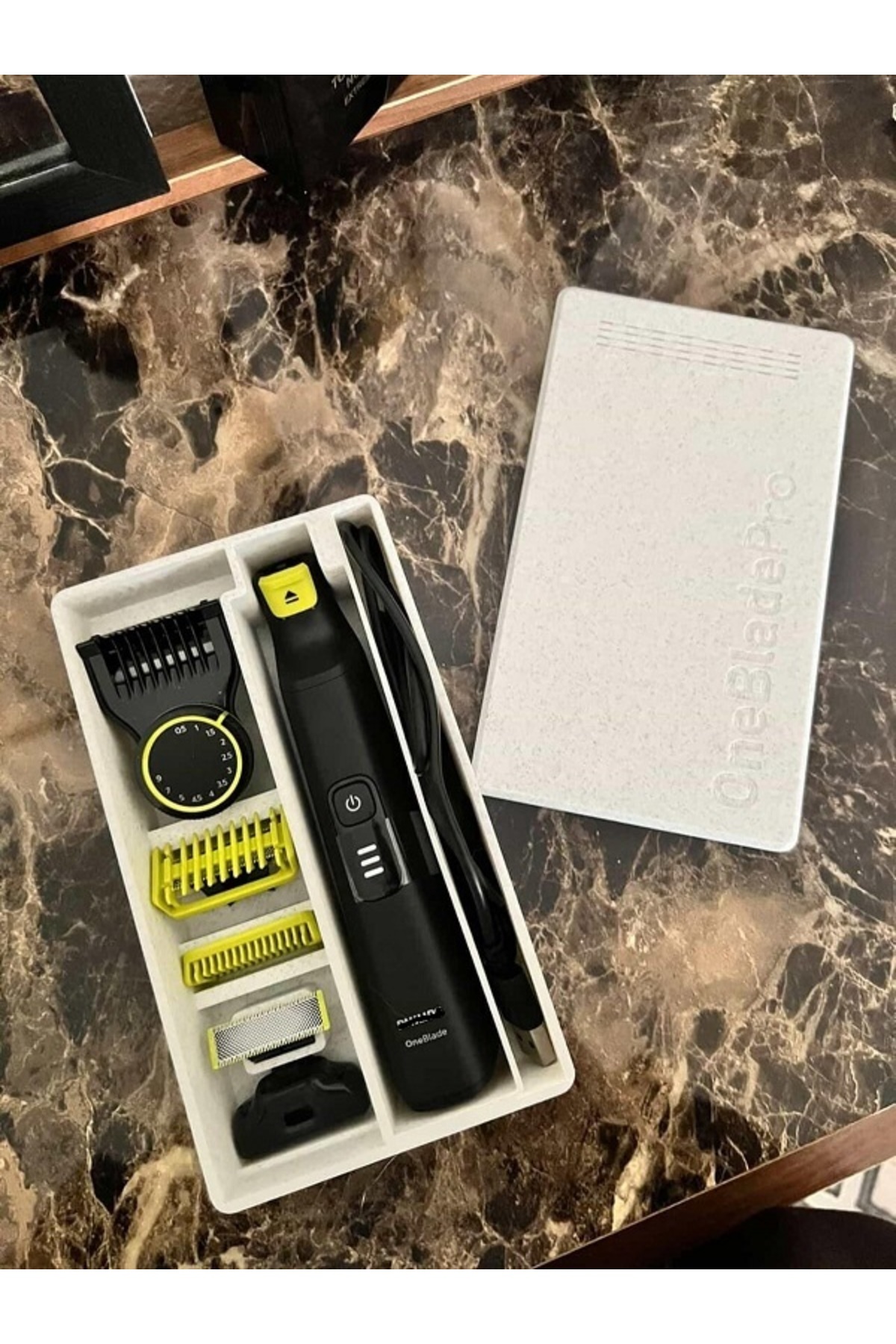 Zaru Concept Beyaz - OneBlade Pro 360 QP6542/15 Uyumlu Seyahat