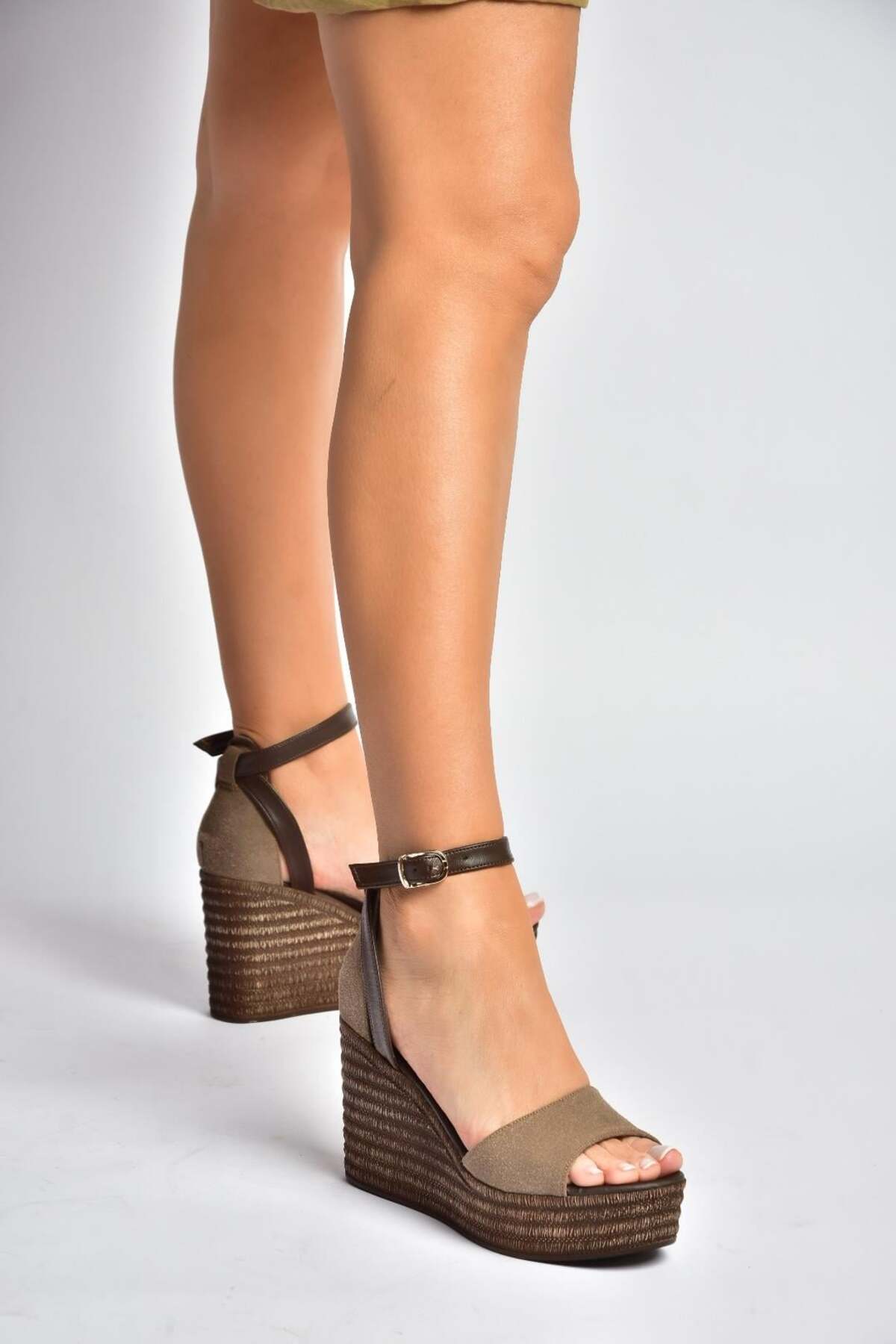 Fox Shoes Y996559102 Kahverengi Dolgu Topuklu Kadın Ayakkabı görsel 2