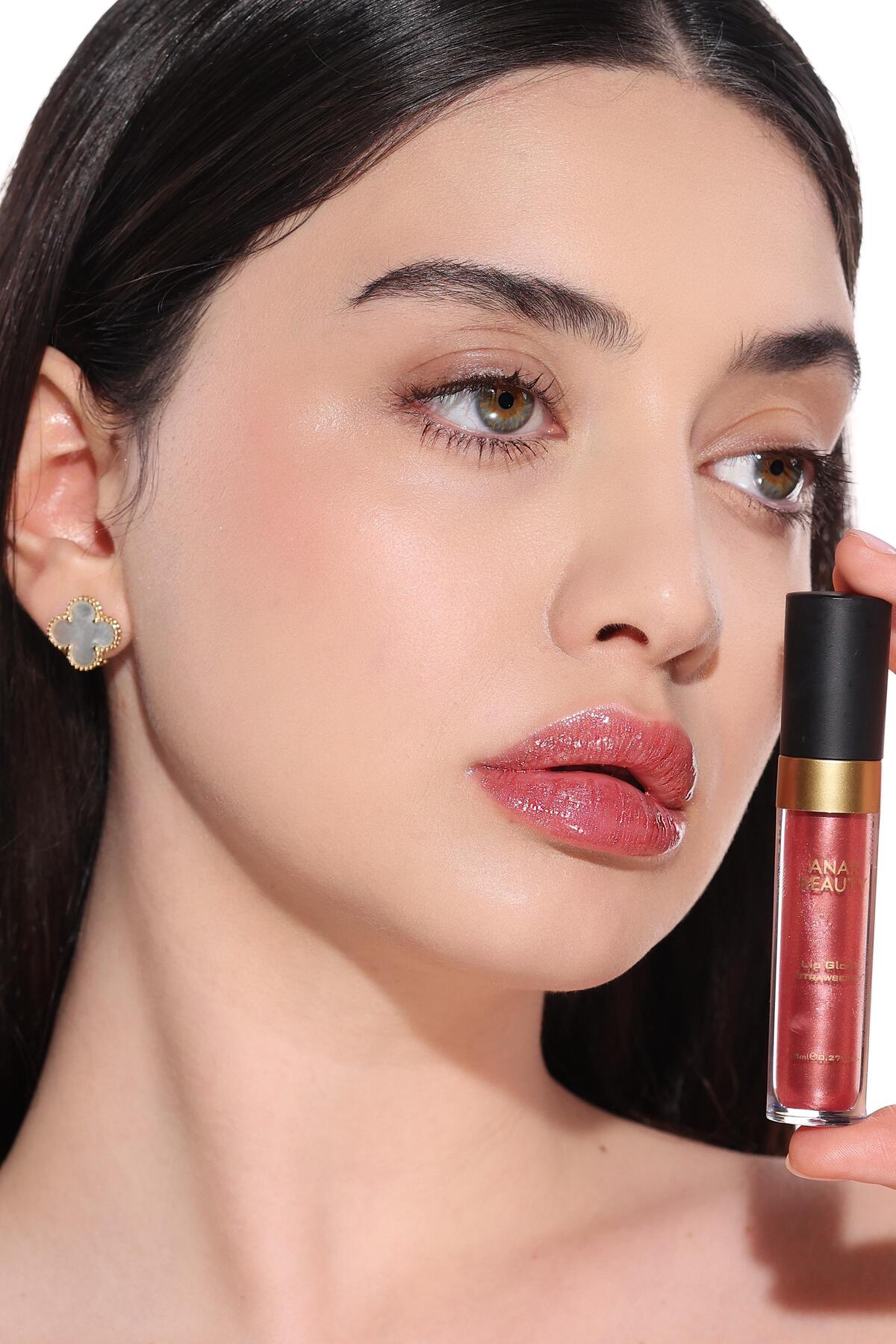 18 Renkli Far Paleti+BB Krem (Dark)+Lip Oil Gloss (Strawberry) +3'lü SET — ANR0000010ANR0000003ANR0000008 — تصویر 4 از 8