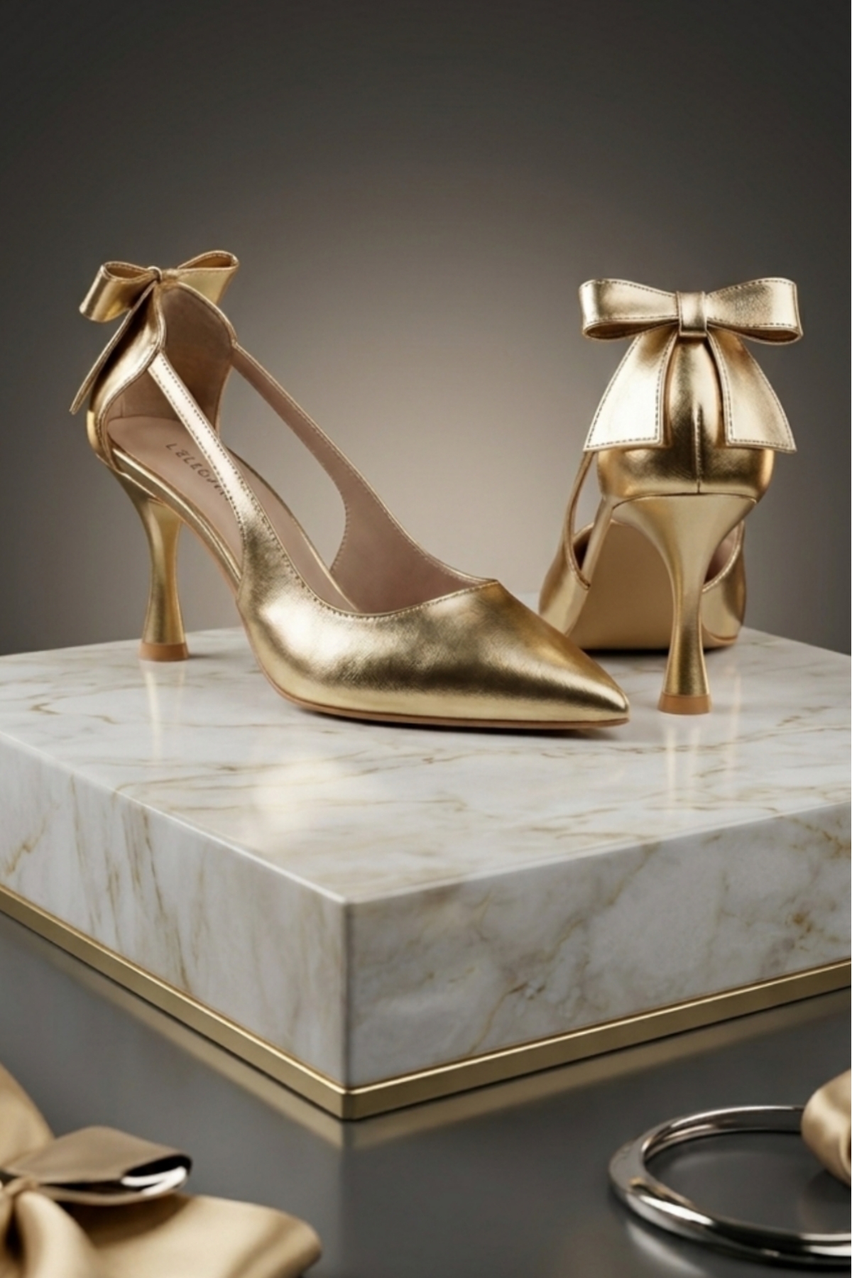 ModaNef  Kadın 7 cm Altın Fiyonklu Abiye Ayakkabı