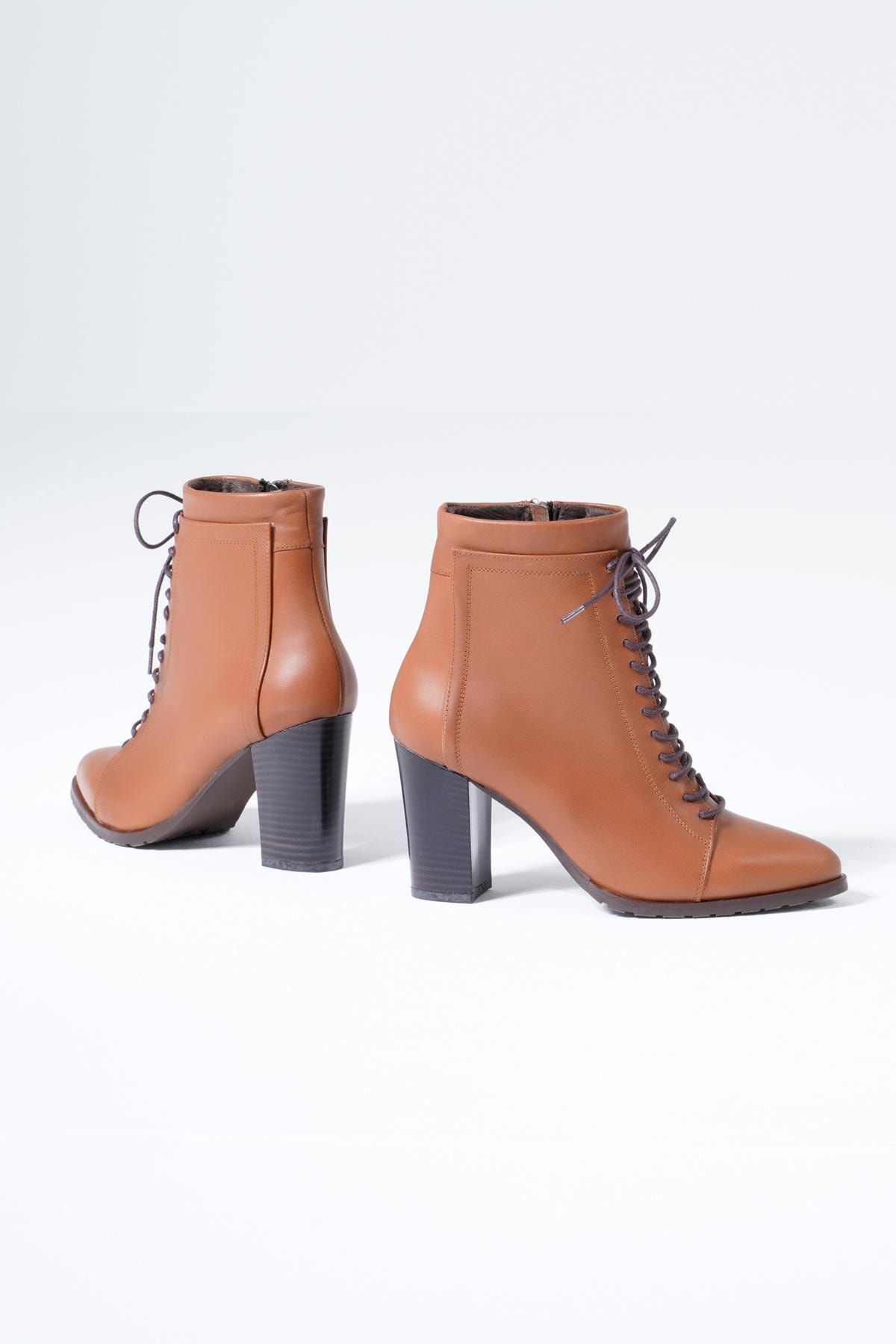 CZ London Stiefelette Braun Blockabsatz AR7022