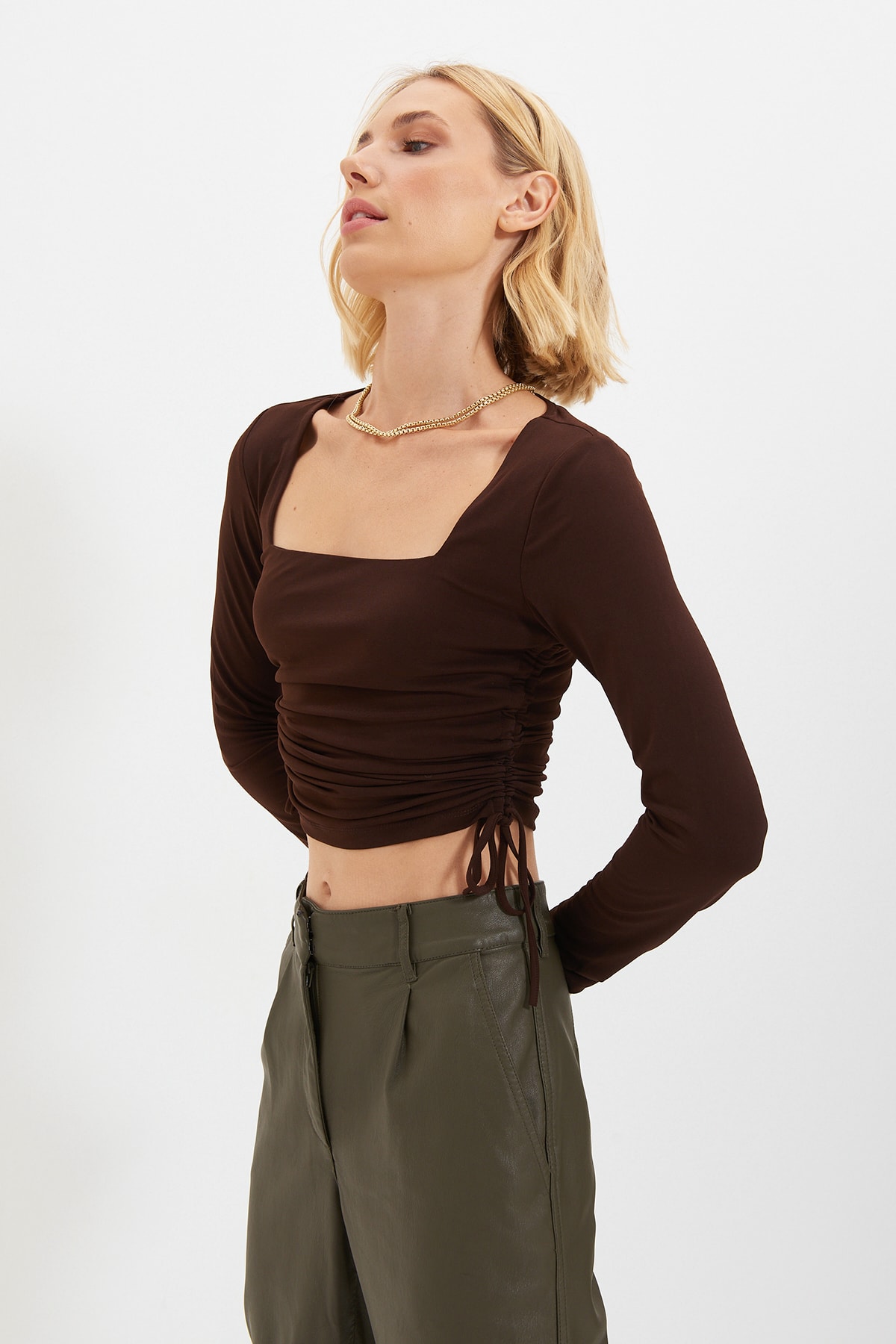 Trendyol Collection Bluse Braun Slim Fit Fast ausverkauft