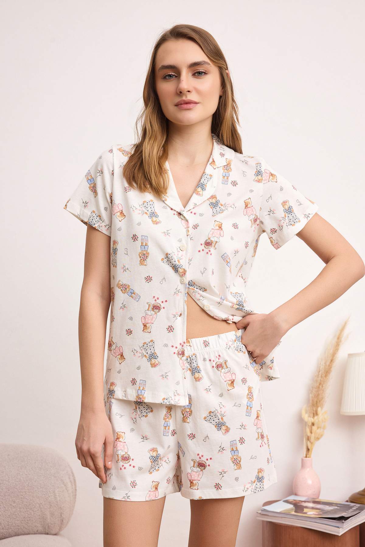 Trendyolmilla  Beyaz-Çok Renkli %100 Pamuklu Ayıcık Desenli Örme Pijama Takımı THMSS26PT00110