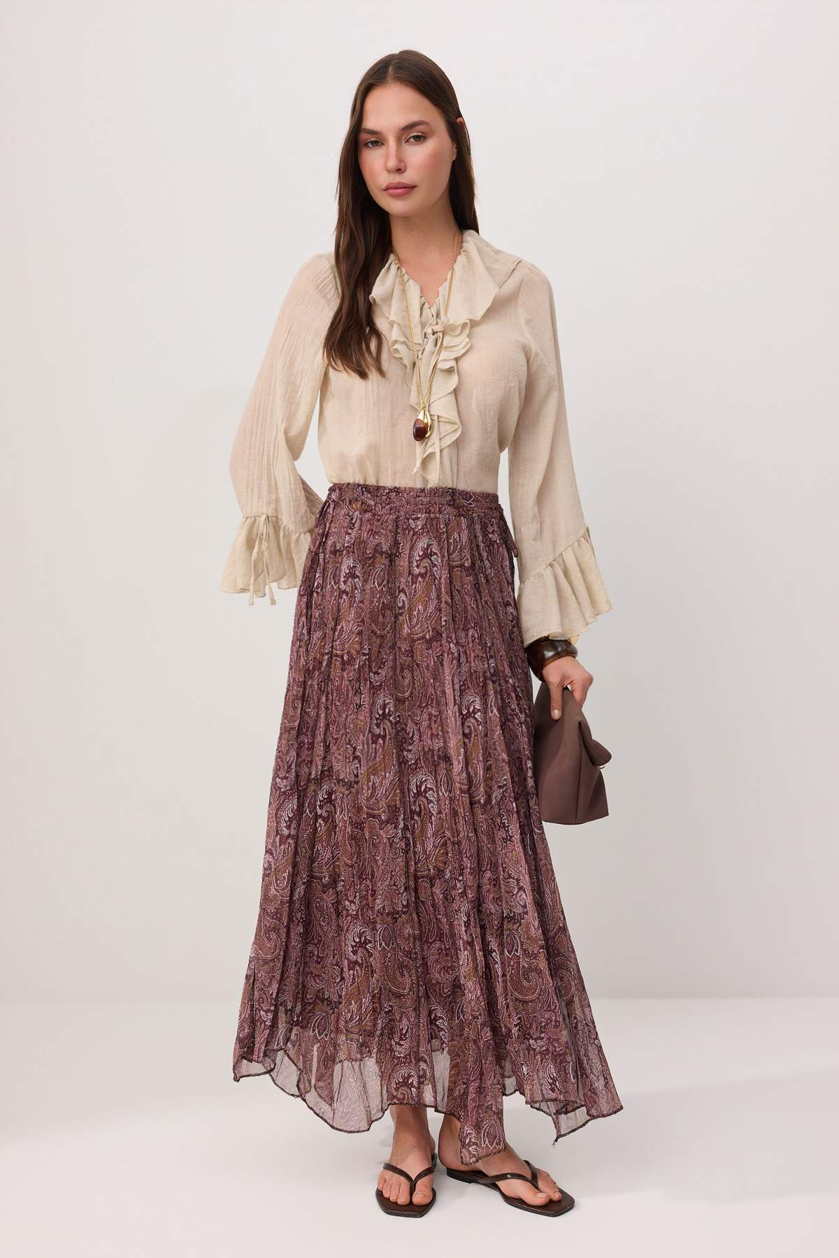 Trendyolmilla  Kahverengi Şifon Piliseli Astarlı Etnik Desenli Maxi Etek TCTSS26EE00007