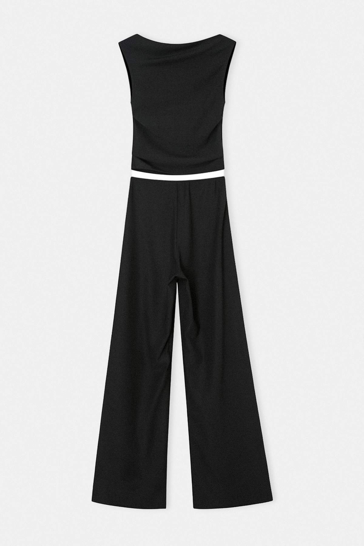 Trendyolmilla  Siyah Kayık Yaka Crop Bluz Geniş Kalıp Pantolon Takım TDRSS26AU00029 - Görsel 2