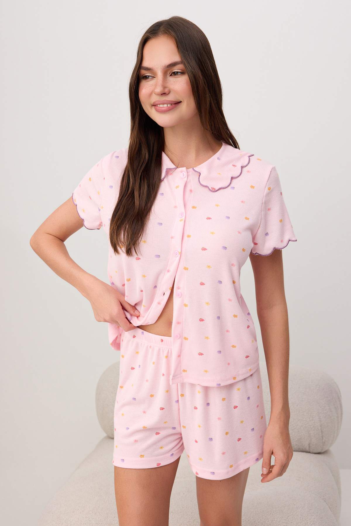 Trendyolmilla  Pembe Çiçek Desenli Yaka Detaylı Fitilli Örme Pijama Takımı THMSS26PT00225
