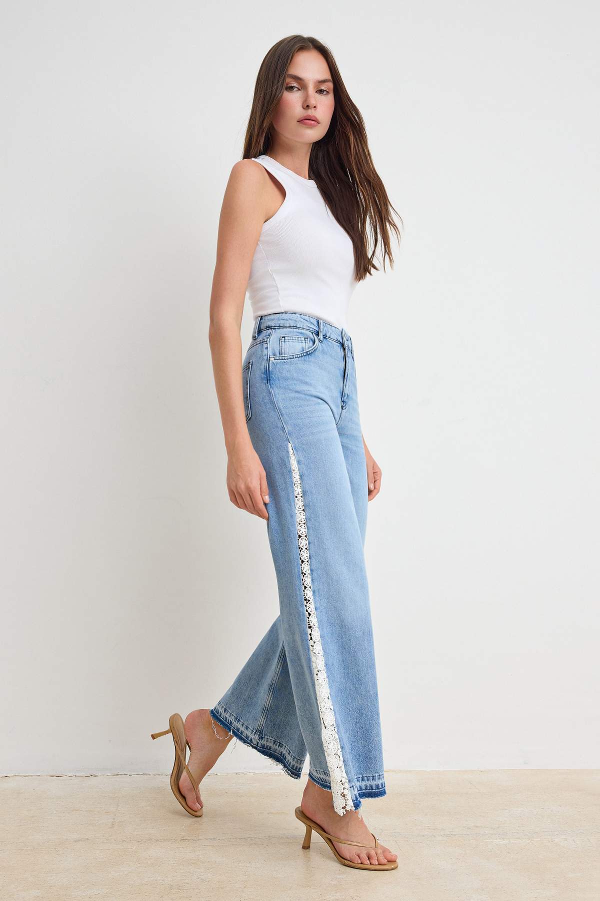 Trendyolmilla  Mavi DÖKÜMLÜ Yüksek Bel %100 Pamuk Wide Leg Jeans TWOSS26JE00229 - Görsel 2