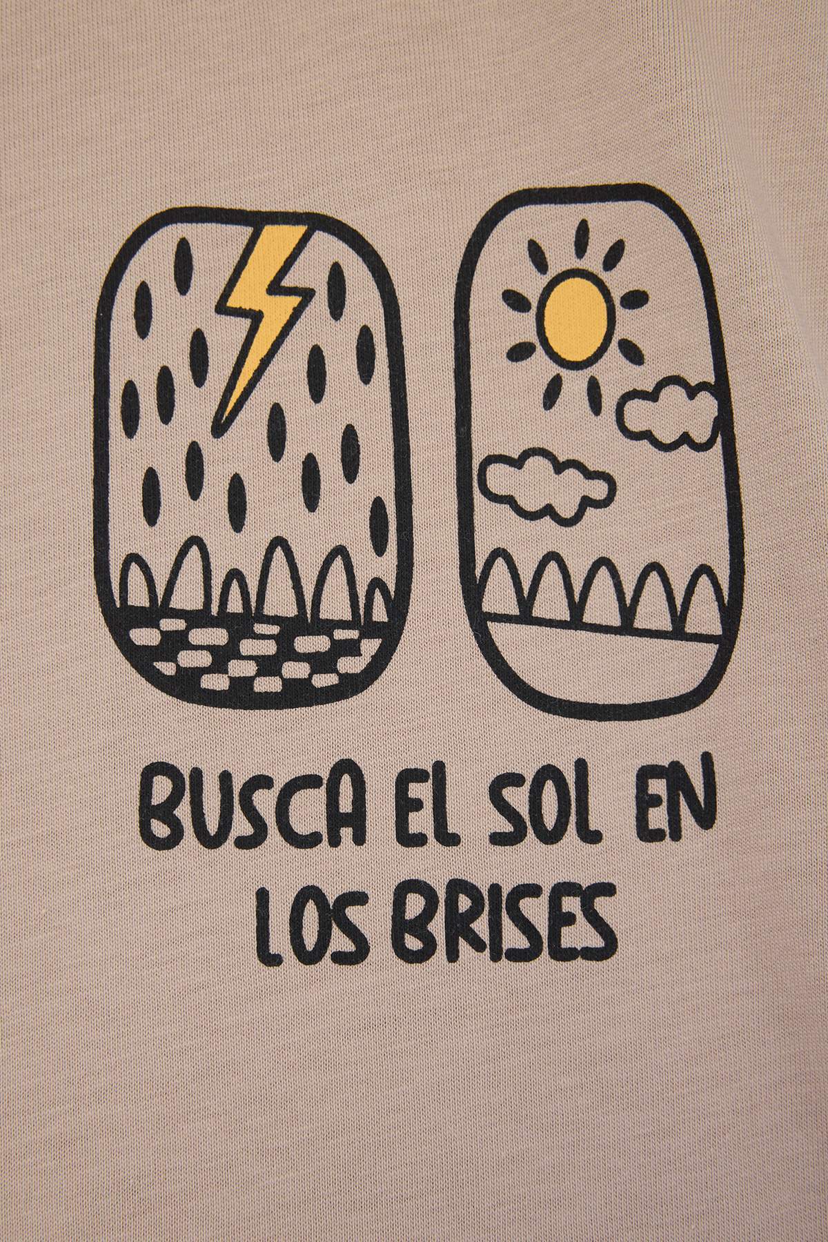 Trendyolmilla  Bej Düz Örme Erkek Çocuk Alt - Üst Takım TKDSS26AU00036 - Görsel 4