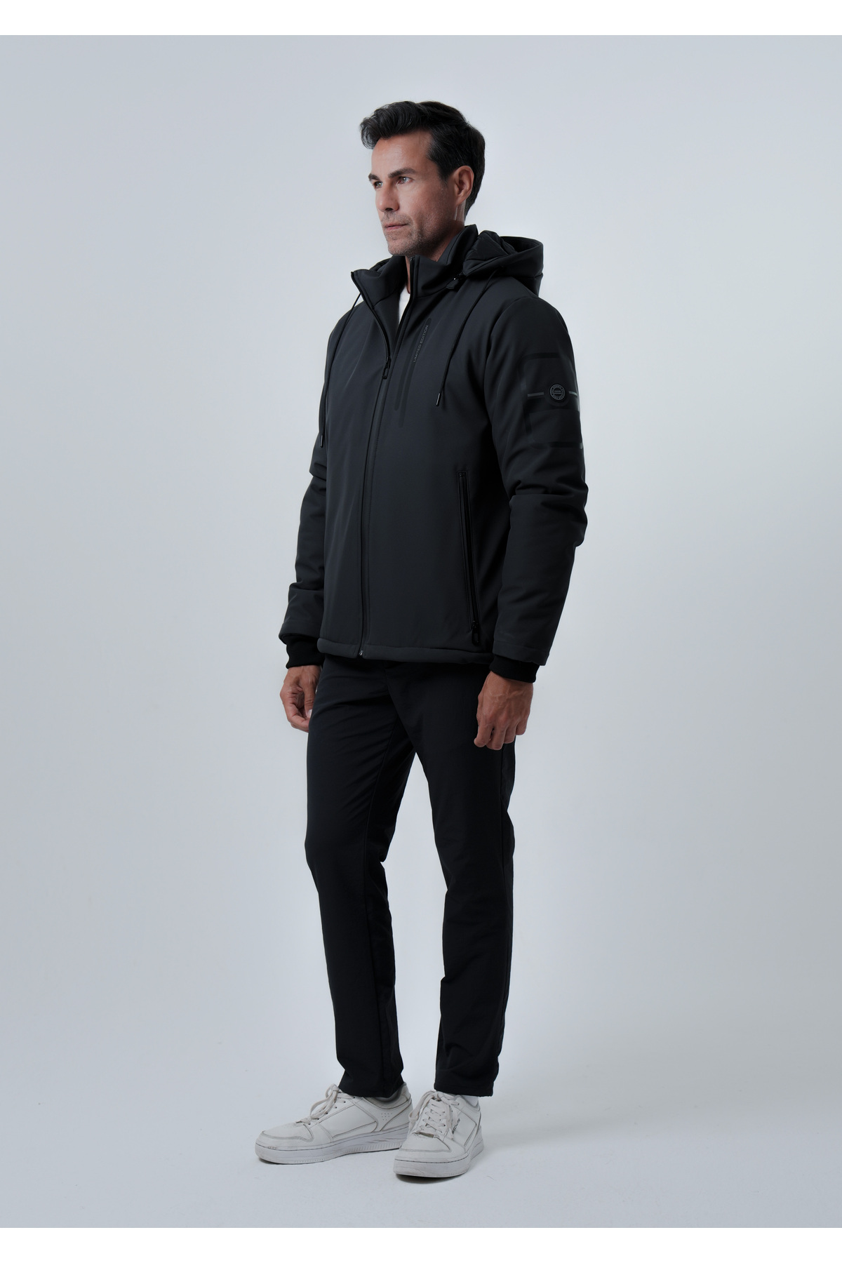 ERKEK MONT Baskı Detaylı Kapitone Astarlı SoftShell Mont — مشکی BRONX26 — تصویر 6 از 8