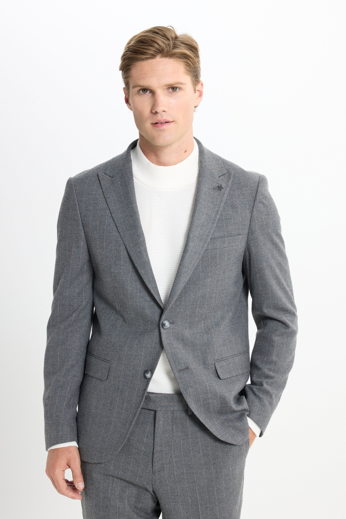 Altınyıldız Classics Slim Fit Slim Fit Swallow Neck Striped Flap Pocket Stretchy Dark Gray Suit