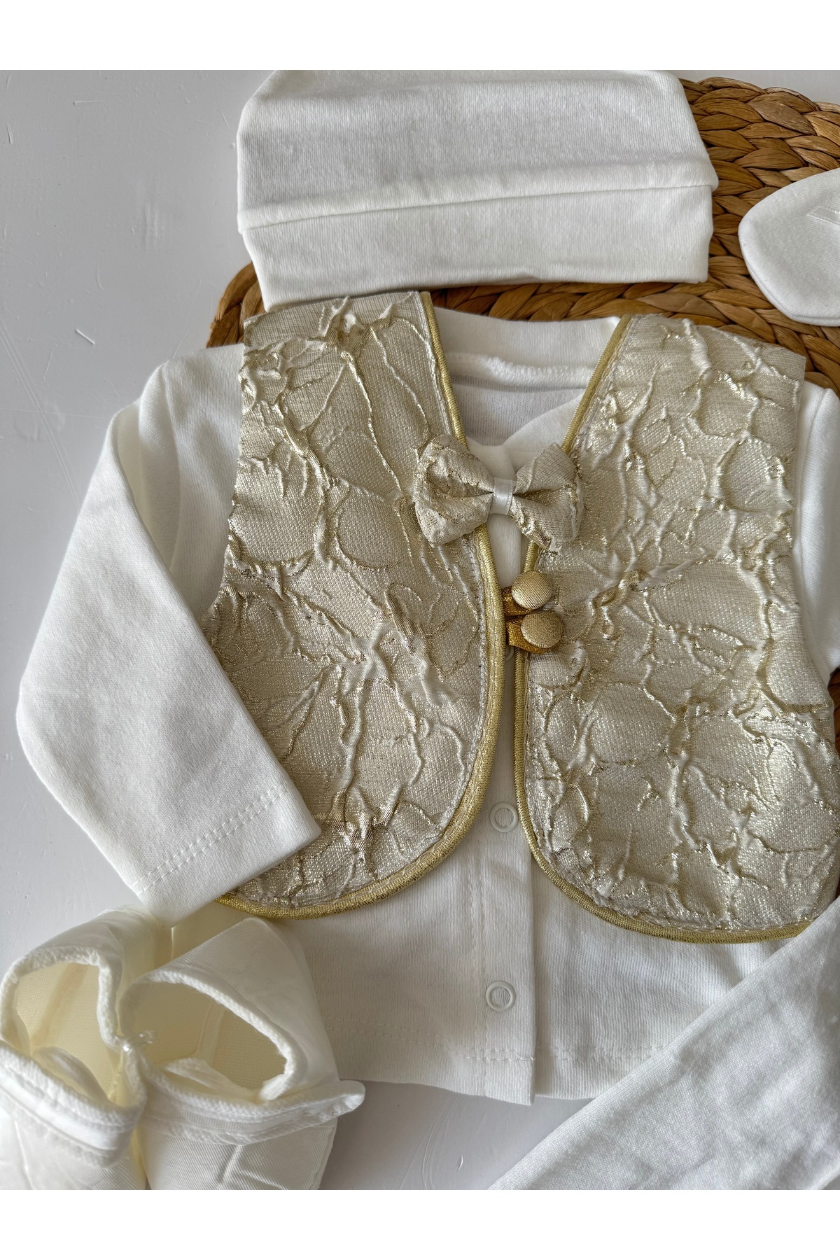 PİLEKİ BABY Yenidoğan % 100 Pamuk 6 Parça Yelekli Özel Gün Mevlüt Sünnet Takımı Sünnetlik Mevlütlük fotoğrafı 6 (önizleme)