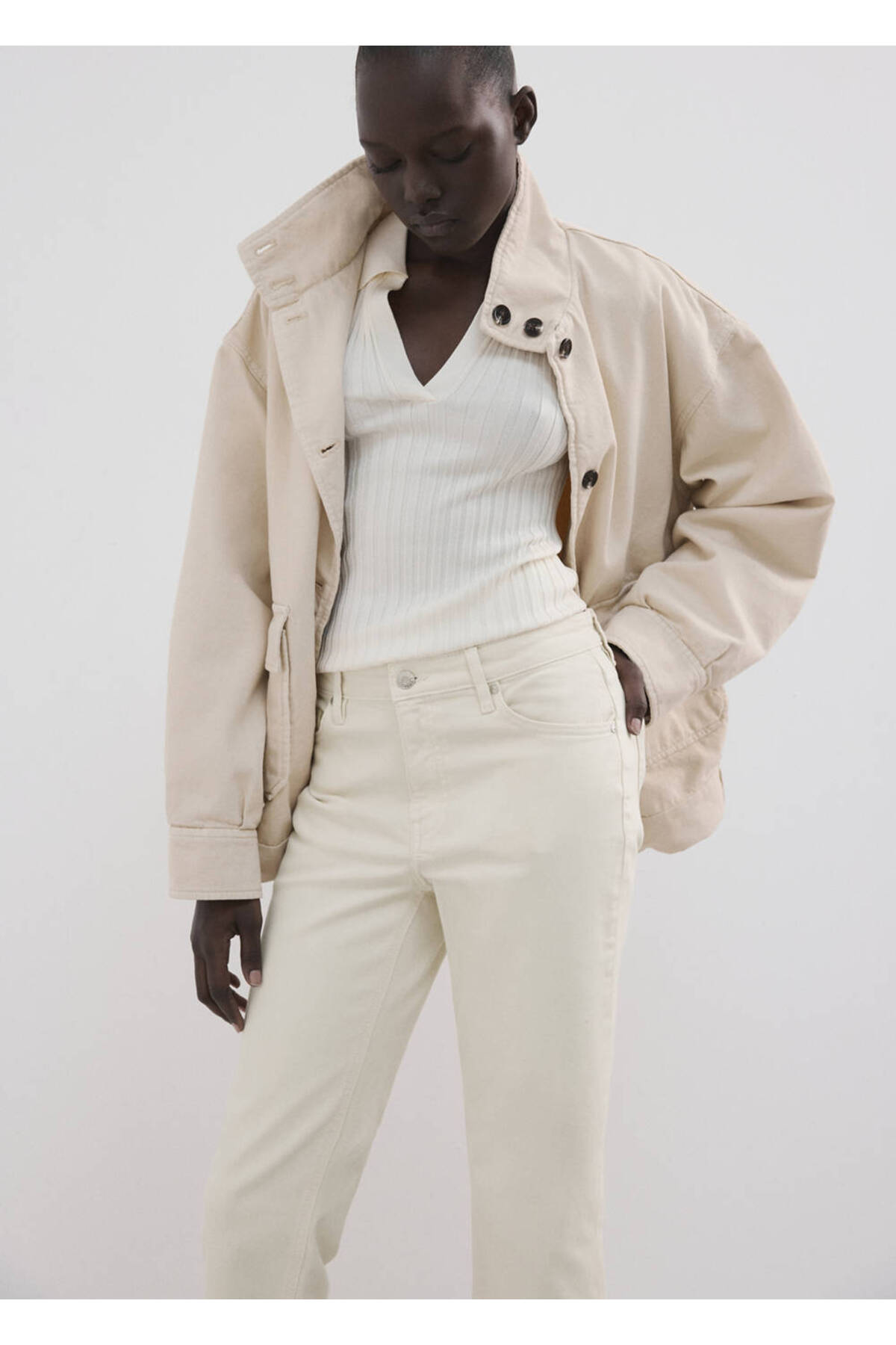 MANGO  Orta bel flared jean - Görsel 7