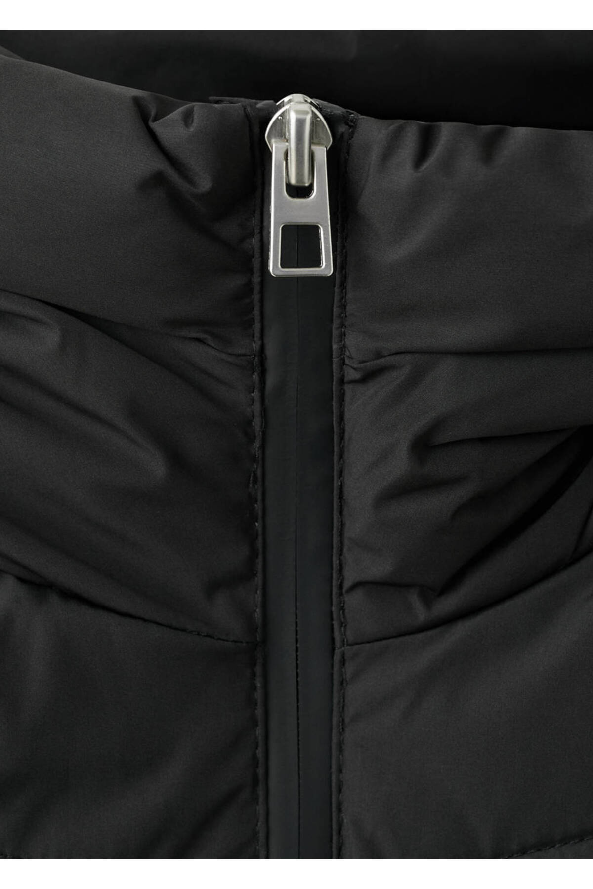 MANGO  Kapüşonlu kapitone anorak - Görsel 5