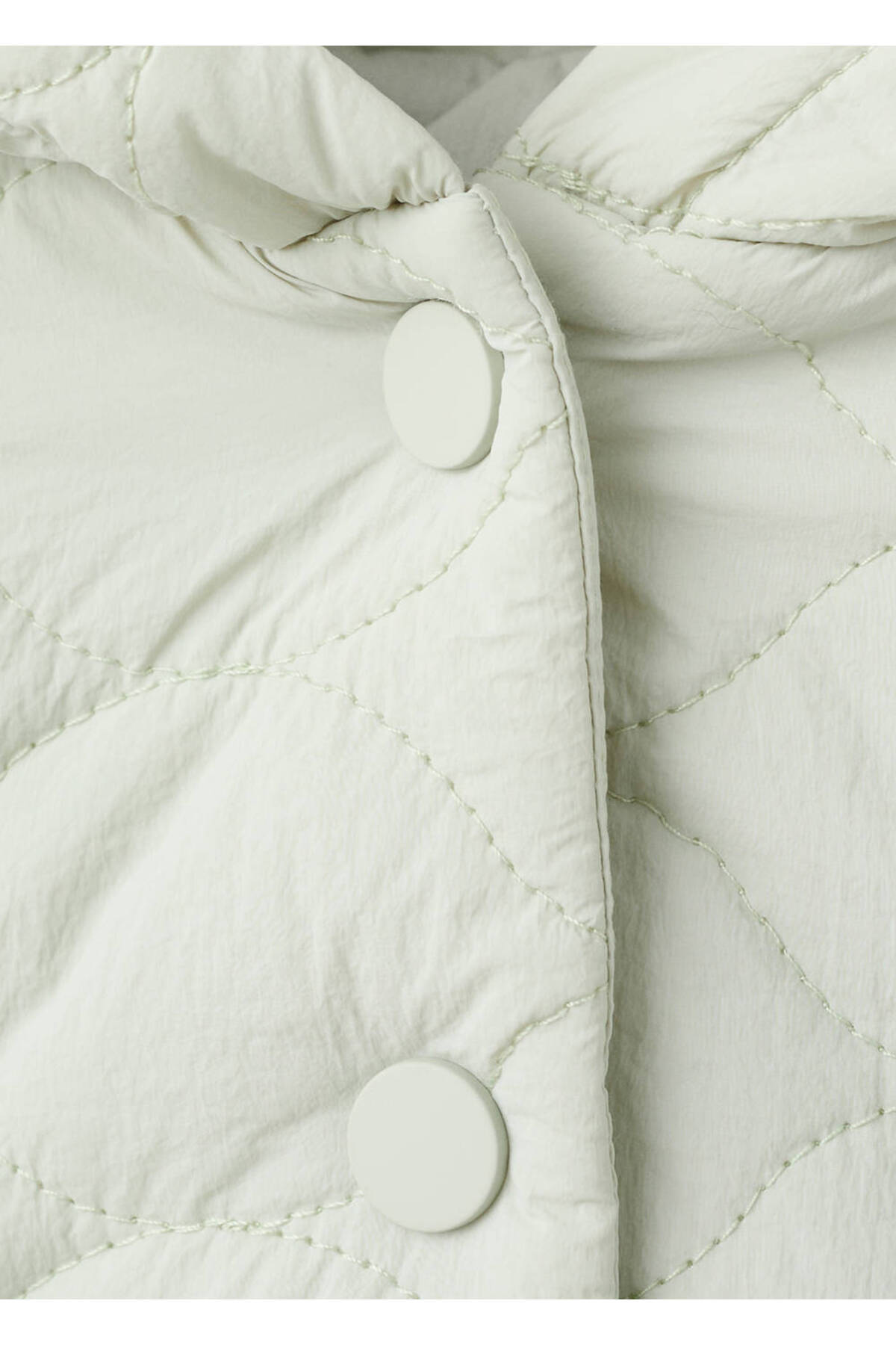 MANGO Baby Kapüşonlu kapitone anorak fotoğrafı 3 (önizleme)