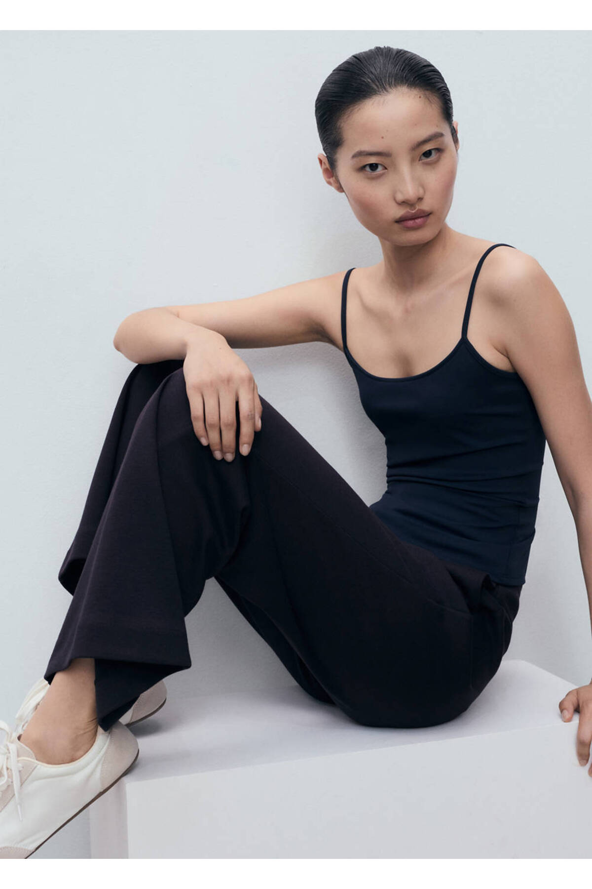 MANGO Woman Pamuklu jogger pantolon görsel 7