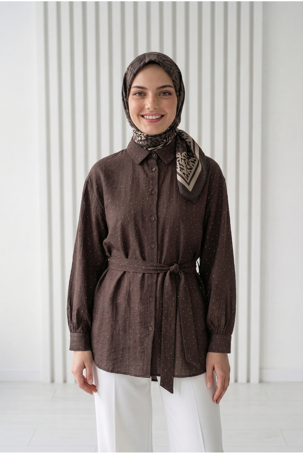 Nihan Full Stone Shirred Strawberry Shirt-NA846 Brown