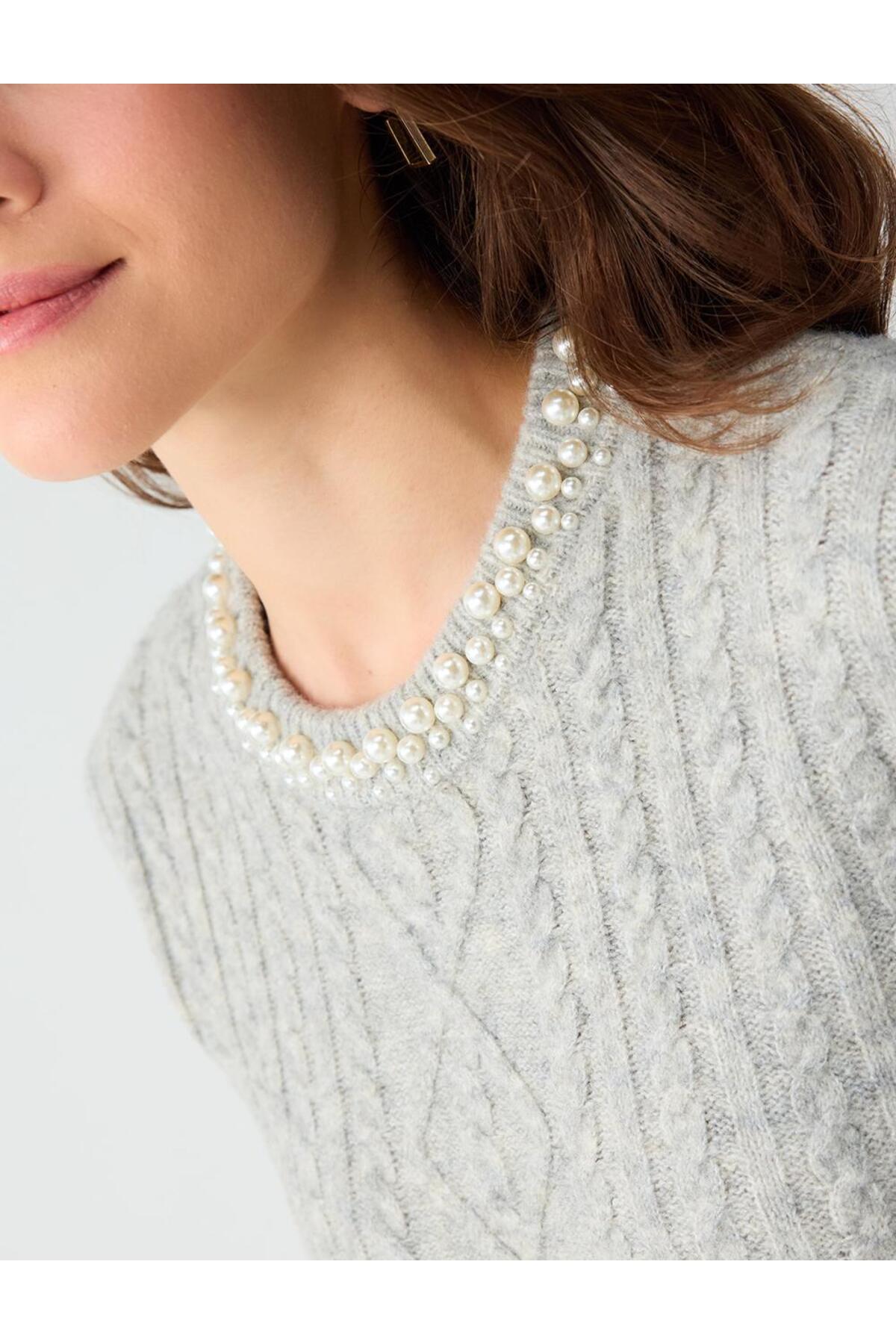 Jimmy Key  Gri Yuvarlak Yaka Dirsek Kol İnci İşlemeli Triko Kazak - Görsel 5