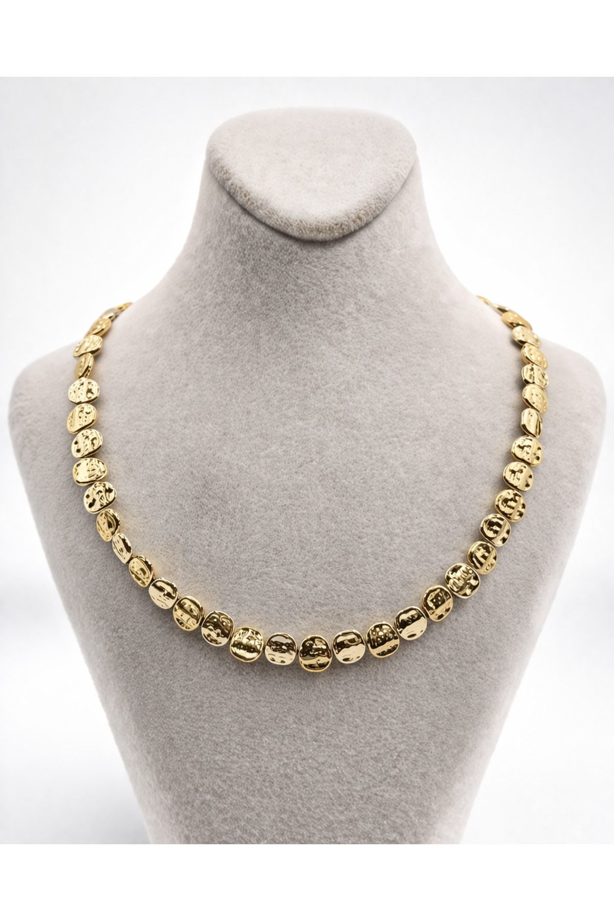 XUPING JEWELRY Kadın Dorika Ve Dövme Dokulu Pul Detaylı Gold Kolye