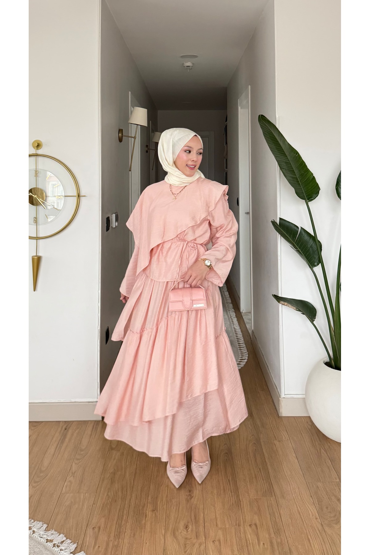 merve ada design  Rosella Fırfır Detaylı Etekli Takım