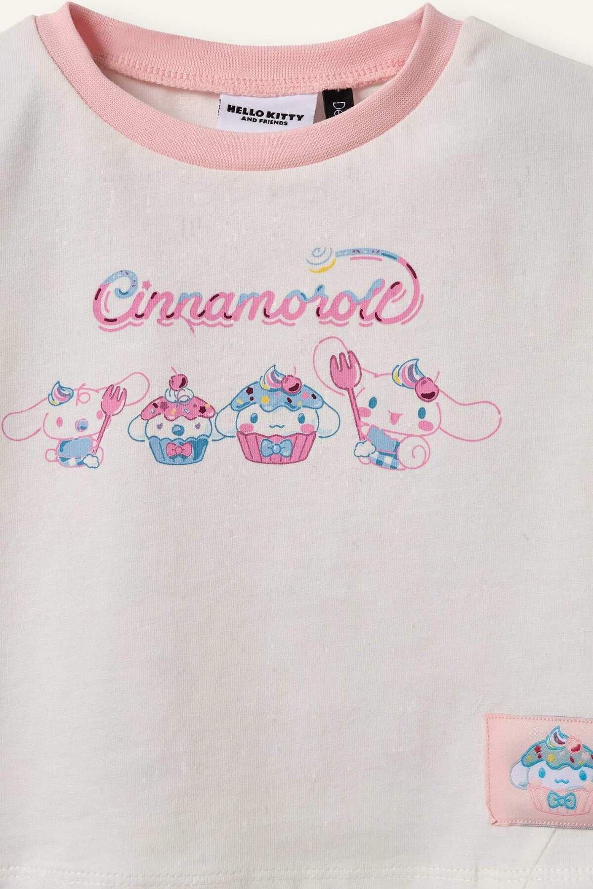 Defacto Cınnamoroll Oversıze Penye Tişört Kız Bebek H0678A526SM fotoğrafı 2 (önizleme)