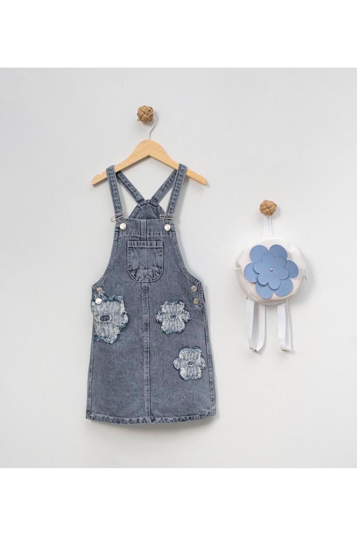 Aymini Kids KIZ ÇOCUK PAPATYA DESEN VE ÇANTALI GRİ DENİM KOT ASKILI JİLE fotoğrafı 3 (önizleme)