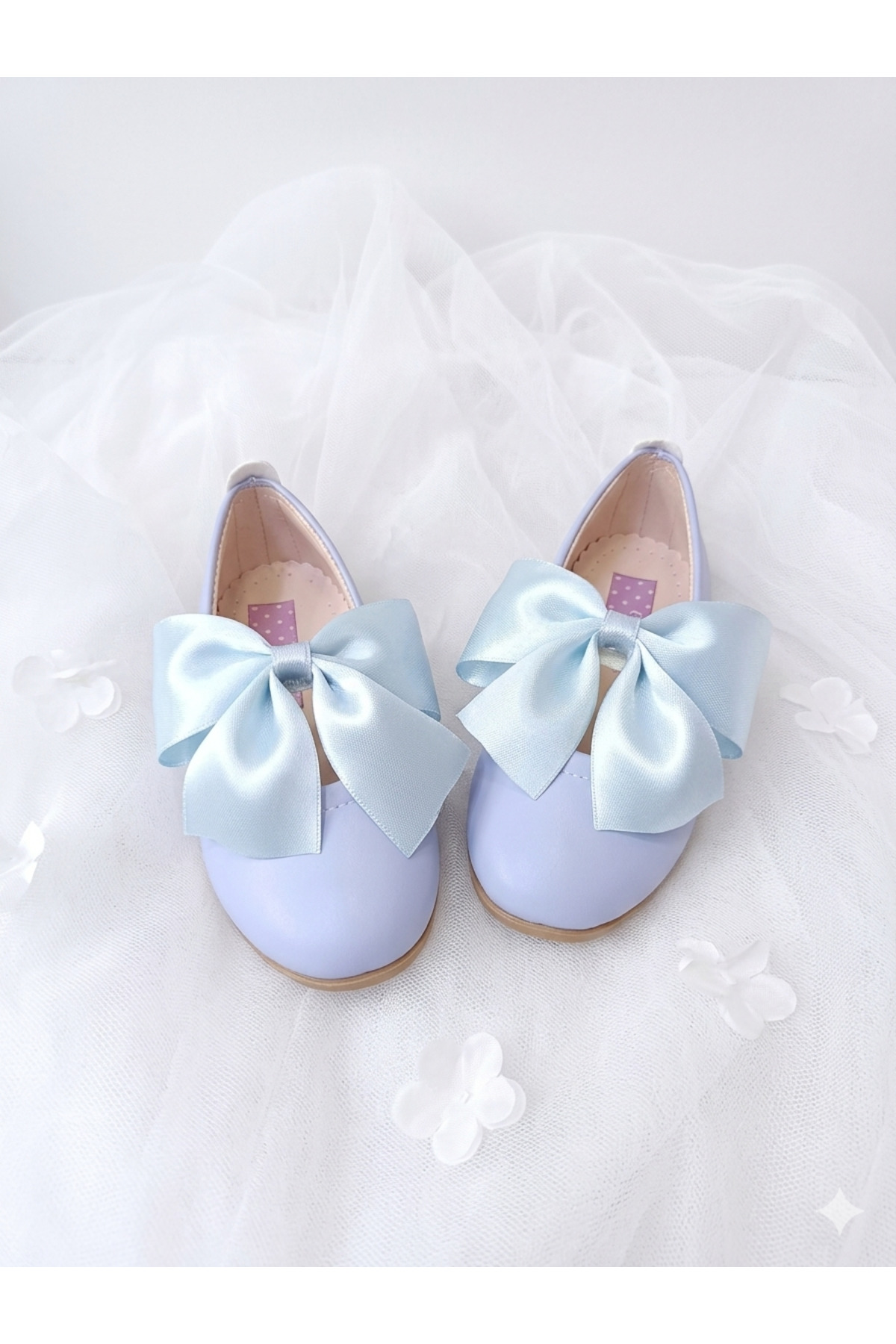 GIRLS ORTHOPEDIC ANTI-SLIP BASE STYLISH FLATS WITH BLUE COLOR BOWTIE