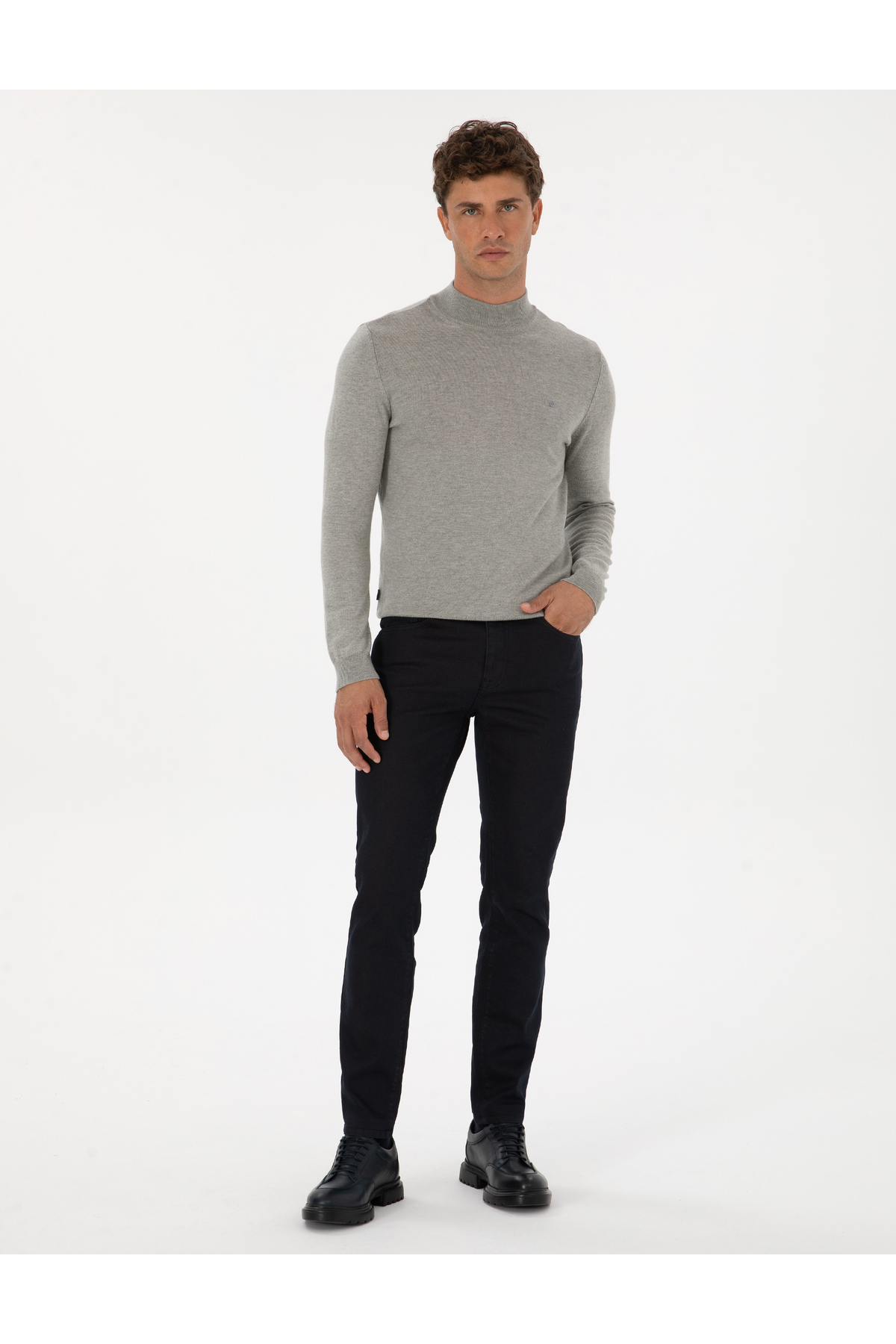 شلوار جین سرمه‌ای اسلیم فیت ۵۰۳۰۵۰۷۵-VR033 پیر کاردین شلوار جین Pierre Cardin