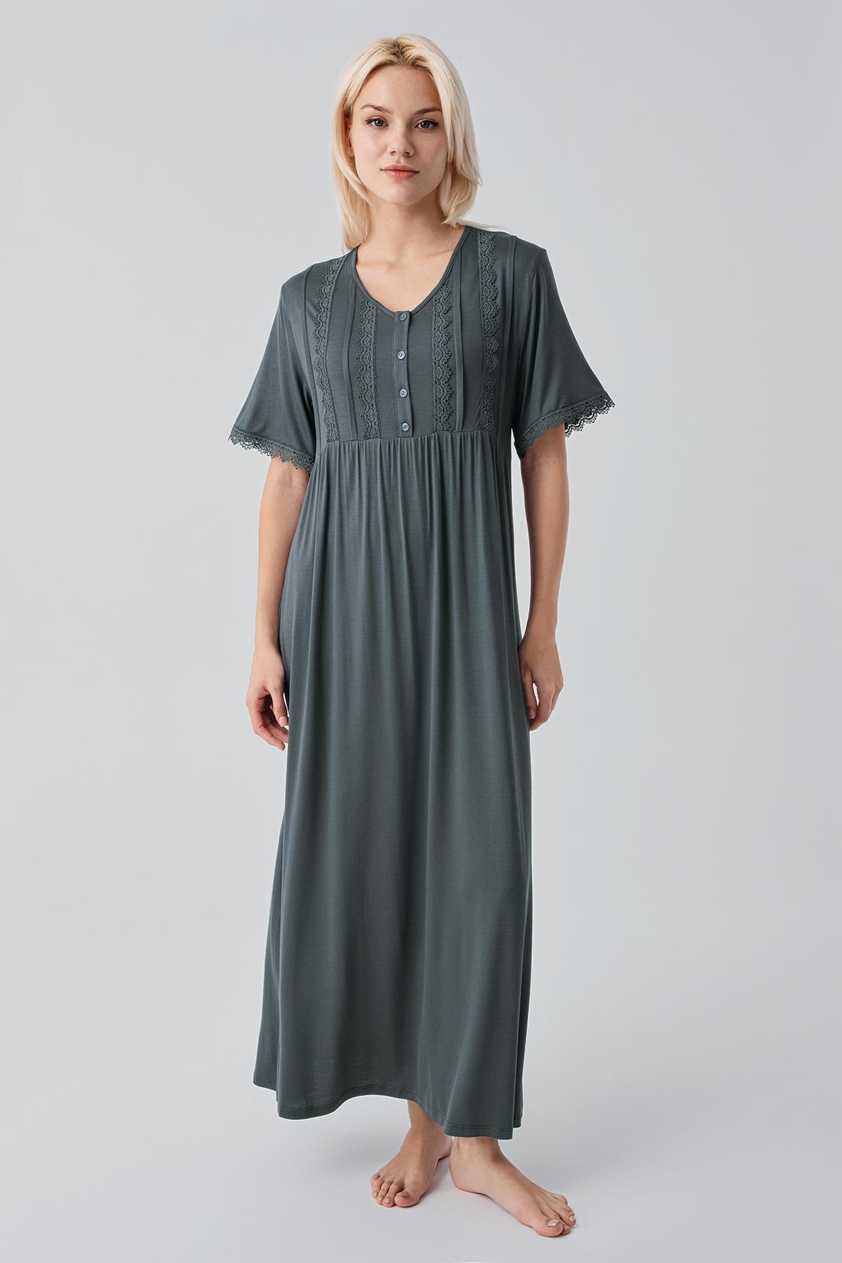 Long Comfortable Flexible Viscose Nightgown with Short Sleeve Lace