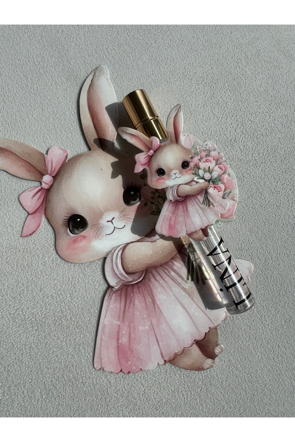 Neşeli Atölyem Pembe Tavşan Figürlü Parfüm Hastane Odası Bebek Doğum Mevlid Hediyeliği –10 Adet fotoğrafı 2 (önizleme)