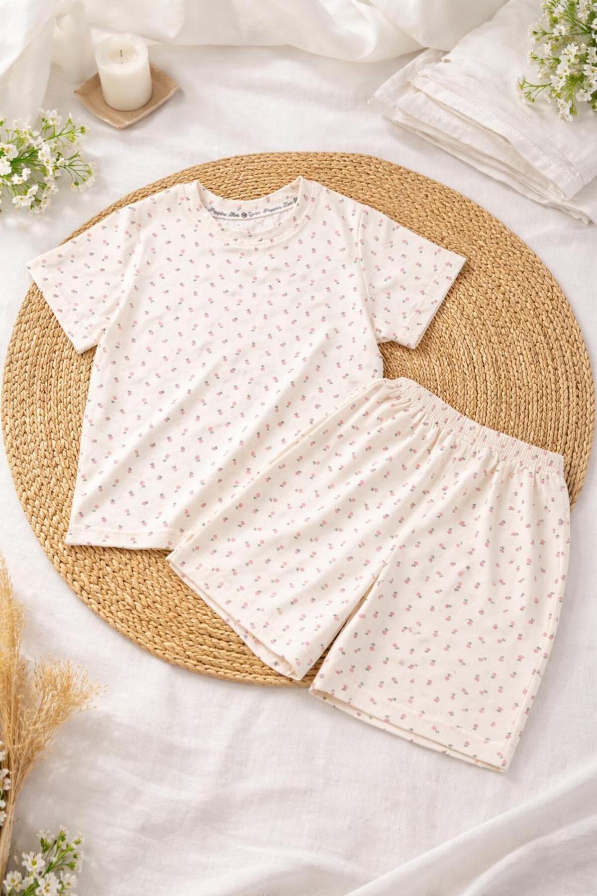 MiniBou Kız çocuk Çiçekli Pamuklu Alt Üst Pijama Takımı fotoğrafı 3 (önizleme)
