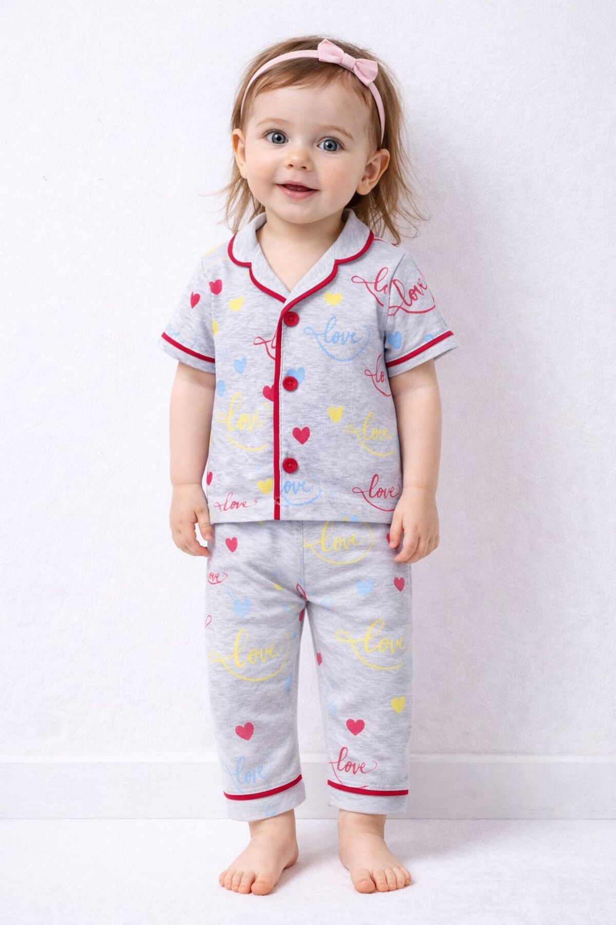 derin baby %100 Pamuk Kısa Kollu Düğmeli Yazlık Minik Renkli Kalp Love Desenli Unisex Bebek Çocuk Pijama Takımı fotoğrafı 3 (önizleme)