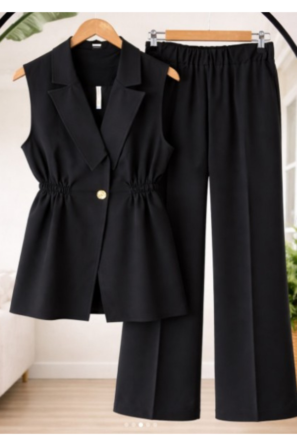 onlymoon Crni set prsluka i pantalona od dvostruke krep tkanine | Ženski viso...