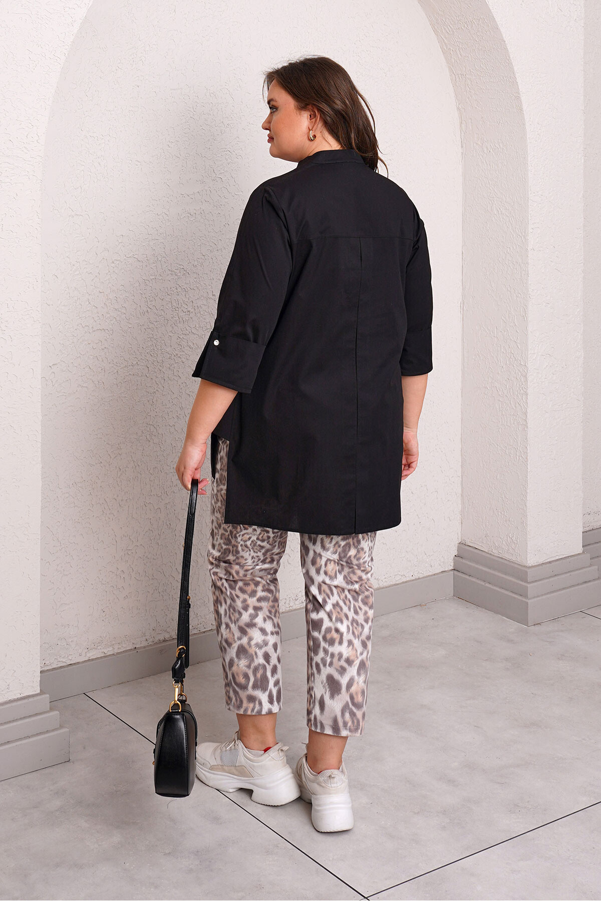 Büyük Moda  BÜYÜK BEDEN HAKİM YAKA BASIC POPLİN GÖMLEK - Görsel 6