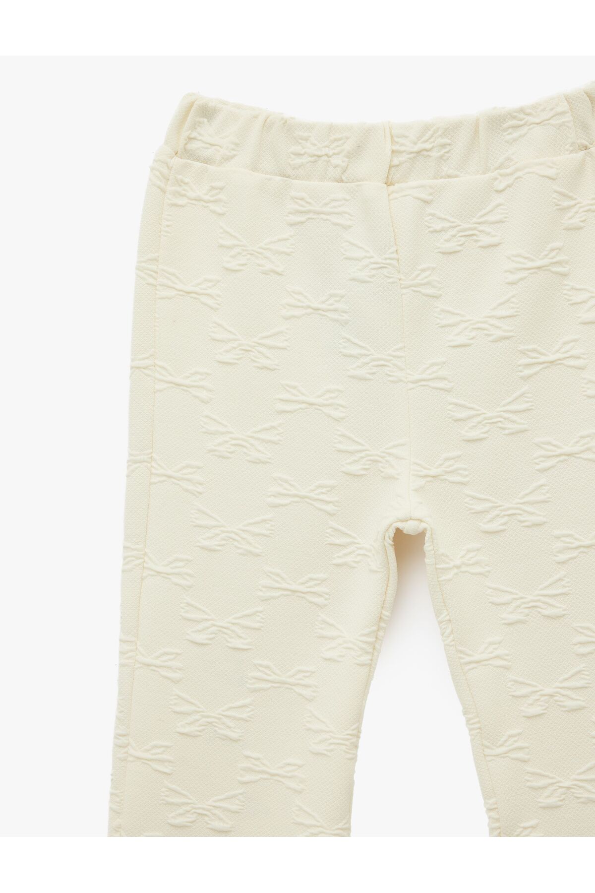 Koton Kız Bebek Fiyonk Desenli Dokulu Jogger Eşofman Altı fotoğrafı 3 (önizleme)