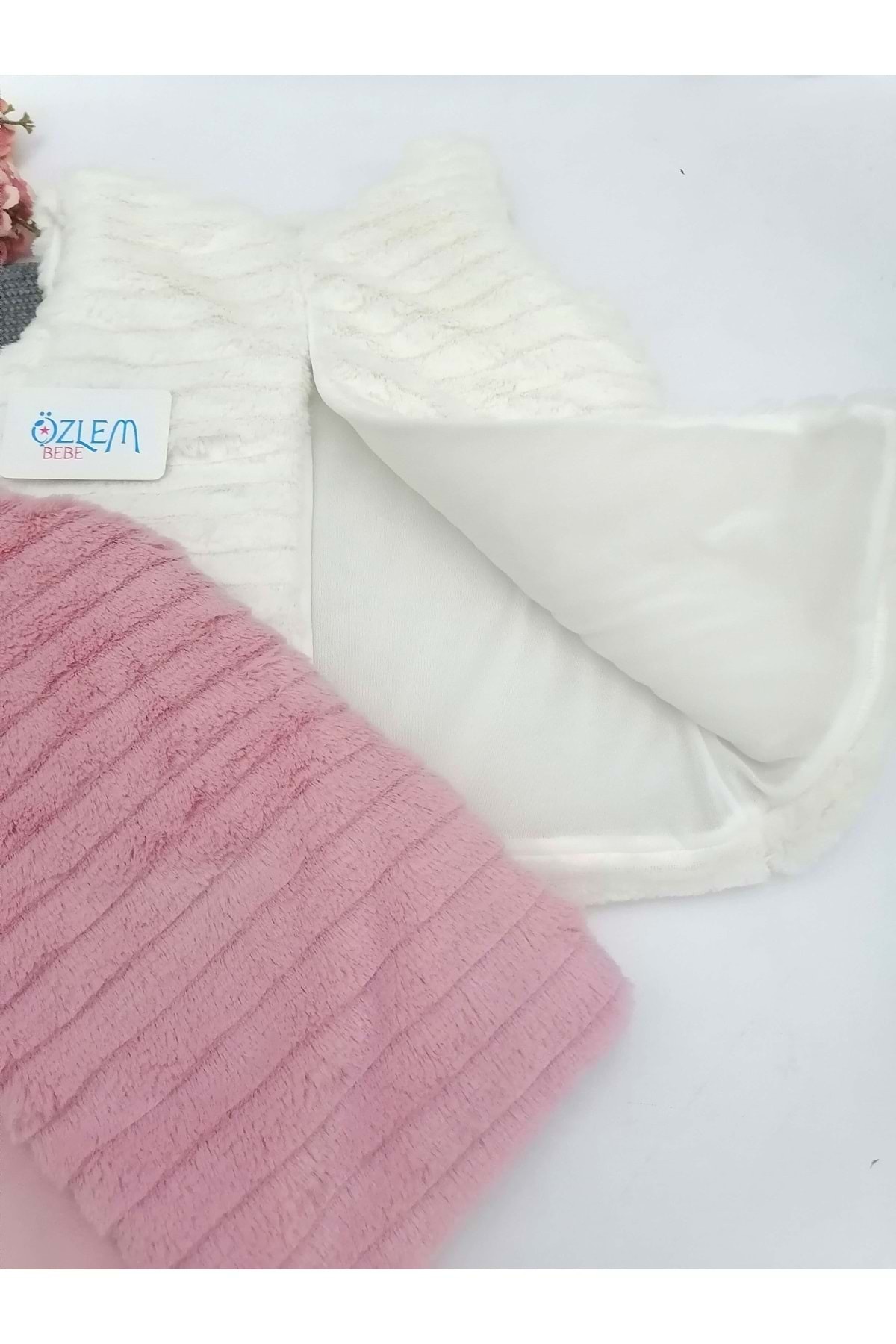 DİĞER1111 Elyaf Dolgulu Çizgili Doku Peluş Yelek Beyaz fotoğrafı 4 (önizleme)