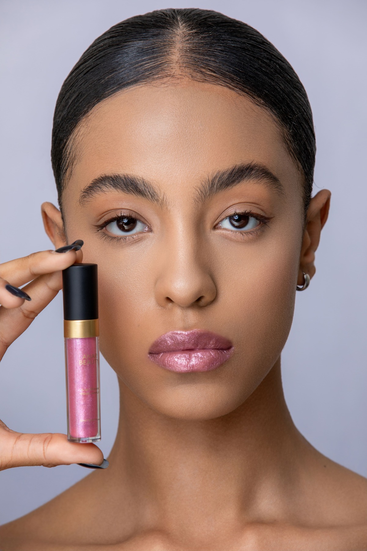 18 Renkli Far Paleti+BB Krem (Medium)+Lip Oil Gloss (RoseApple)+3'lü SET — ANR0000010ANR0000002ANR0000005 — تصویر 6 از 8