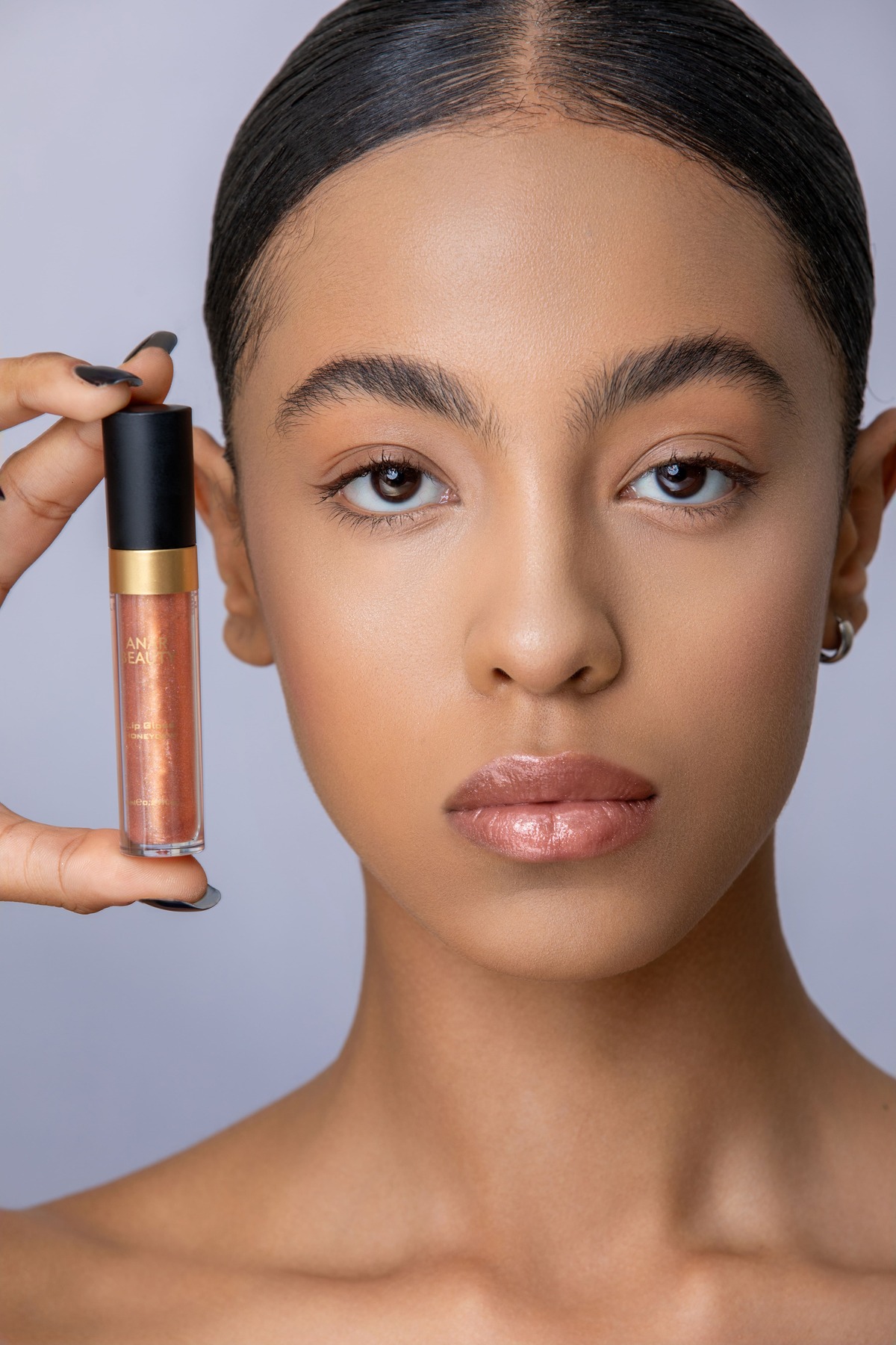 18 Renkli Far Paleti+BB Krem (Dark)+Lip Oil Gloss (Honeydew) +3'lü SET — ANR0000010ANR0000003ANR0000006 — تصویر 6 از 8