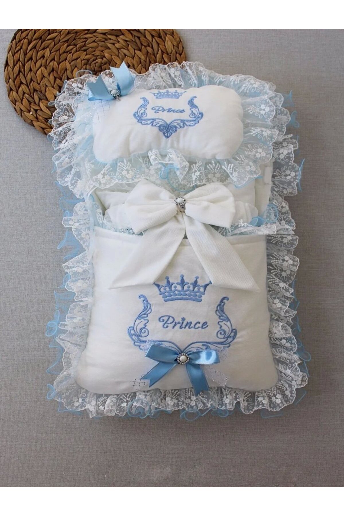 Dua Giyim Yenidoğan Nil Taç Nakışlı Kundaklı Trilüks 3lü Alt Açma Seti Mi fotoğrafı 2 (önizleme)