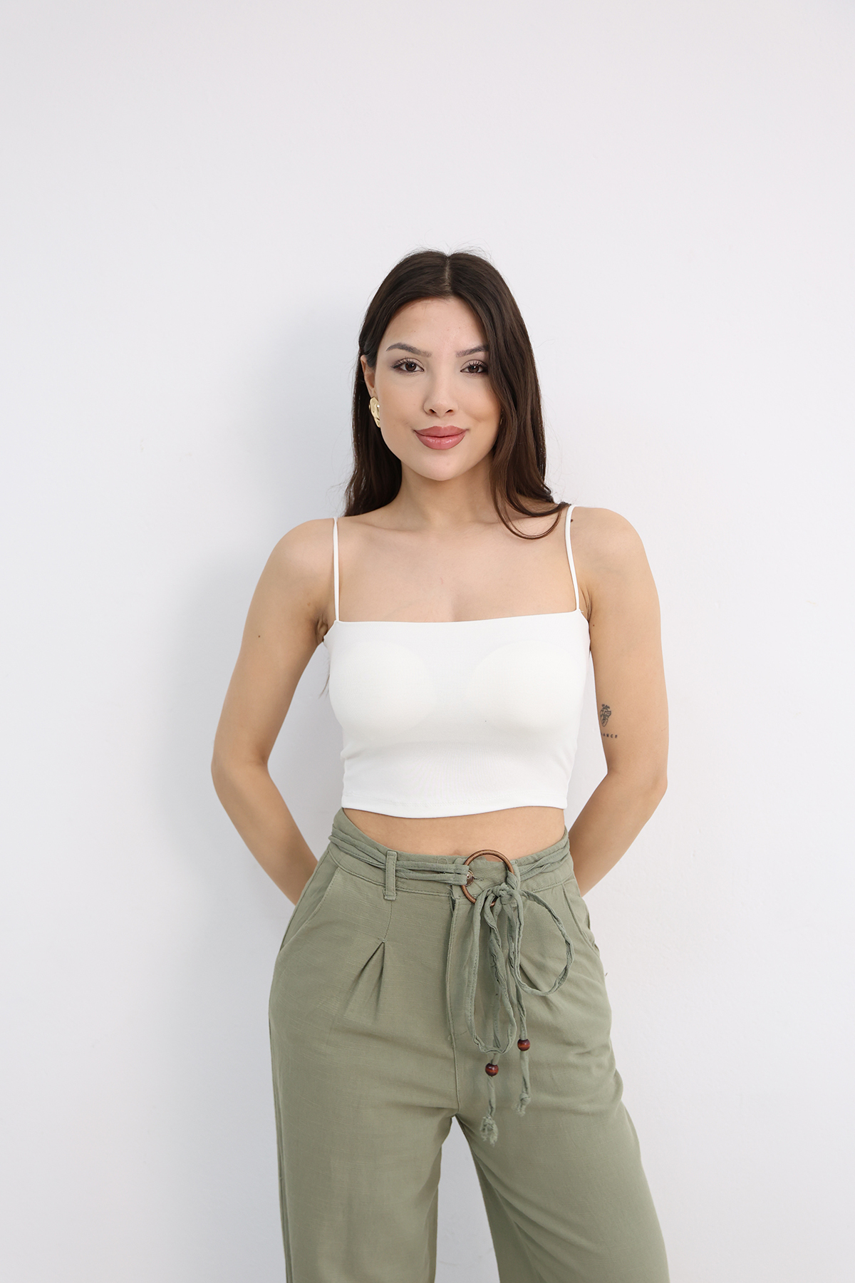 Dut Store Kadın İnce Askılı Kendinden Kaplı Crop Atlet Beyaz görsel 4