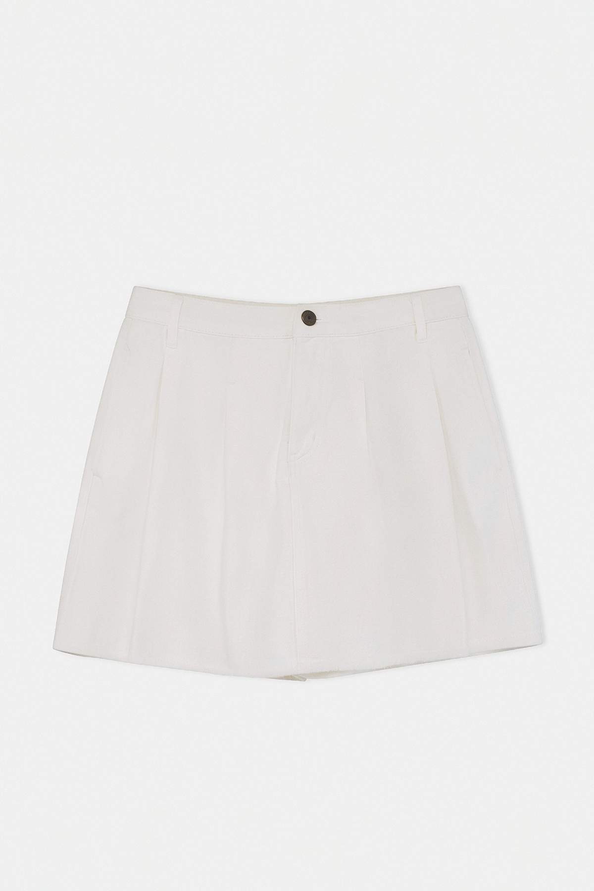 Trendyolmilla  Beyaz Pileli Lastikli Normal Bel Mini %100 Pamuk Non-Stretch Büyük Beden Denim Şort TBBSS26AP00008 - Görsel 4