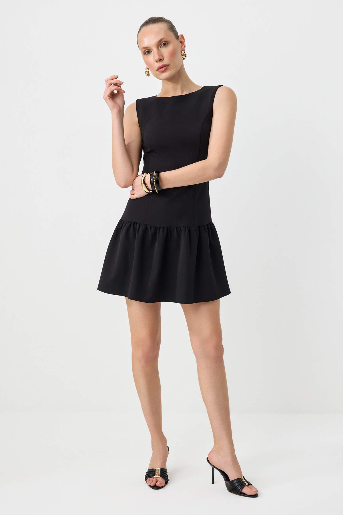 Trendyolmilla Siyah Kolsuz Mini Dokuma Elbise TWOSS26EL00304