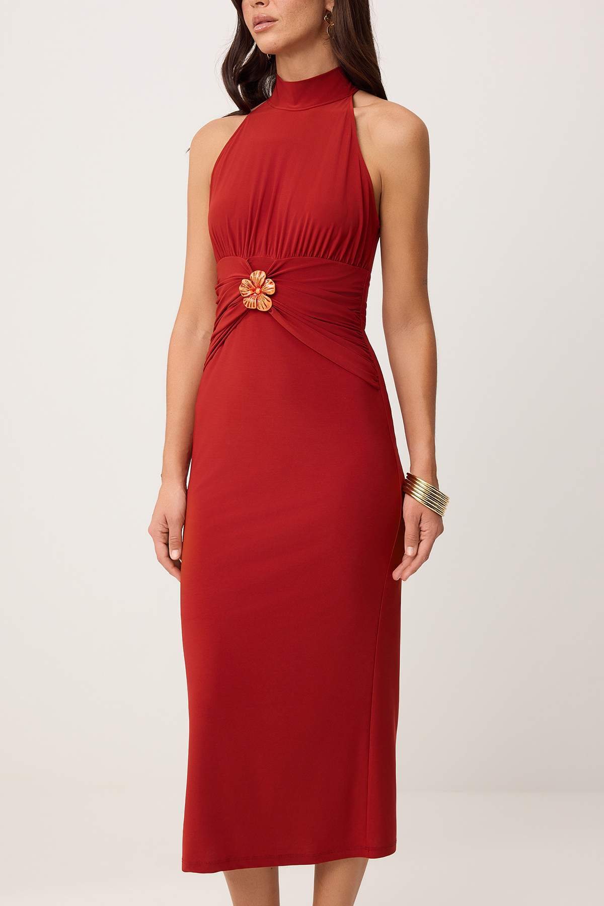 Trendyolmilla  Kiremit Bodycon Halter Yaka Kolsuz Aksesuar Detaylı Midi Esnek Örme Elbise TWOSS26EL00267 - Görsel 3