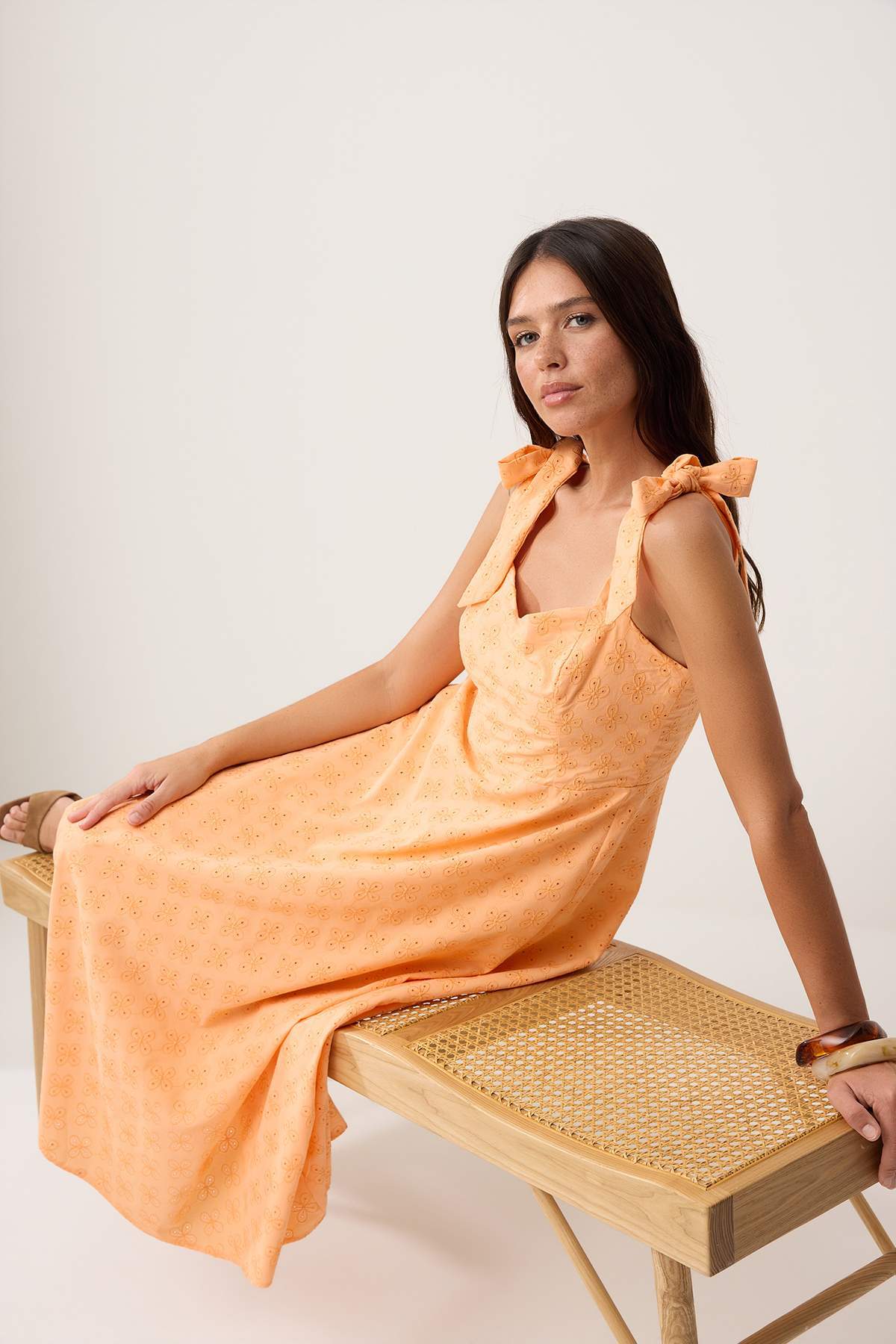 Trendyolmilla  Somon Düz Bağlama Detaylı Maxi Dokuma Elbise TWOSS25EL00863 - Görsel 2