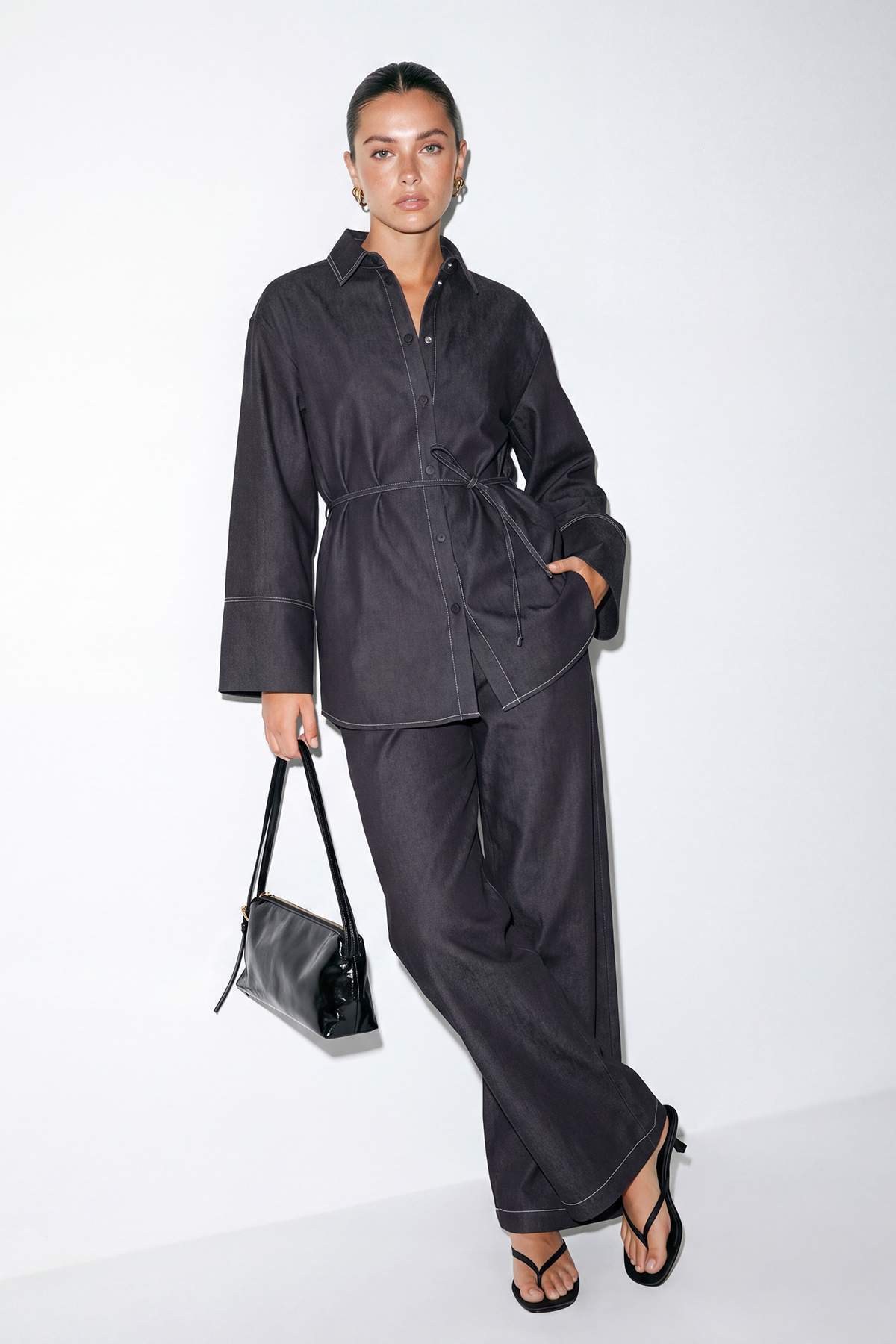 Trendyolmilla  Lacivert Denim Baharlık Beli İpli Gömlek Yaka Rahat Takım TDRSS26AU00016