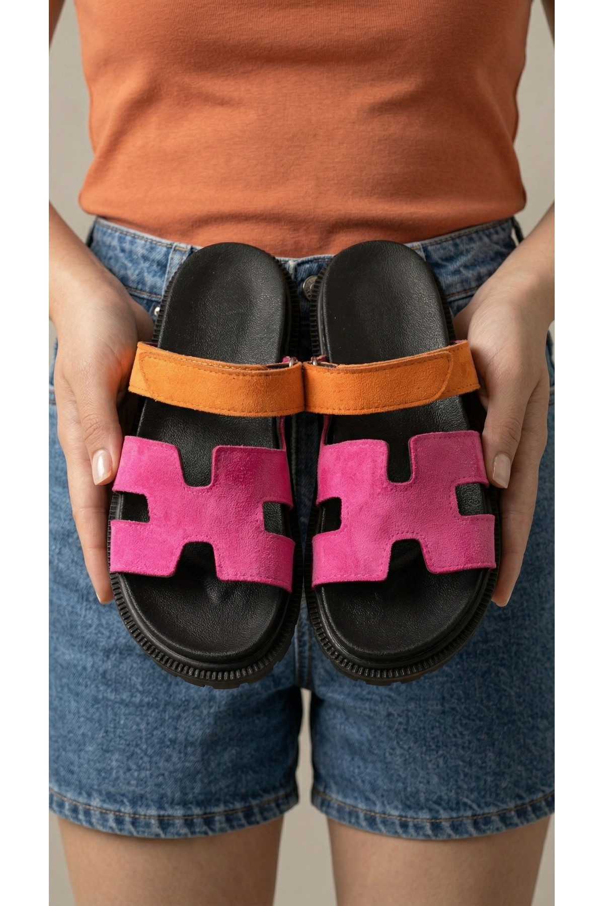 Beyond Ženske papuče od fuchsia-narandžastog antilop materijala sa podesivim ...